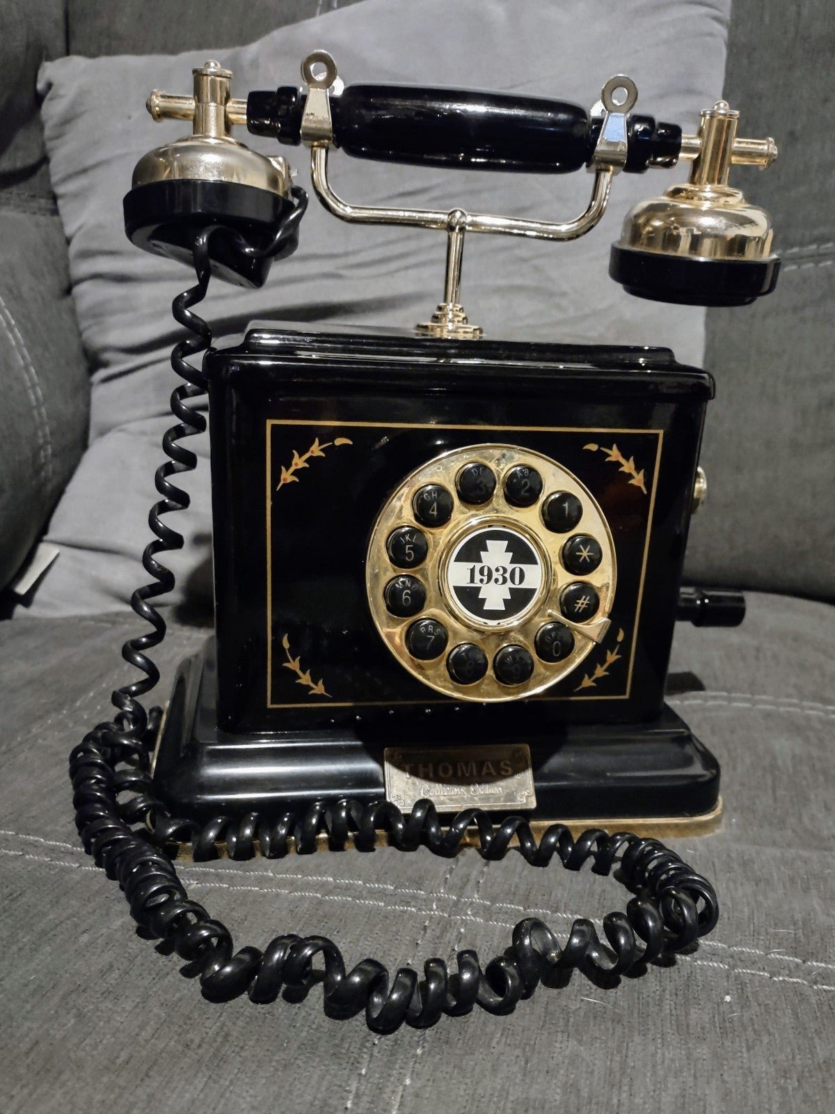 Thomas PP70 Classic 1930's Replica Telephone