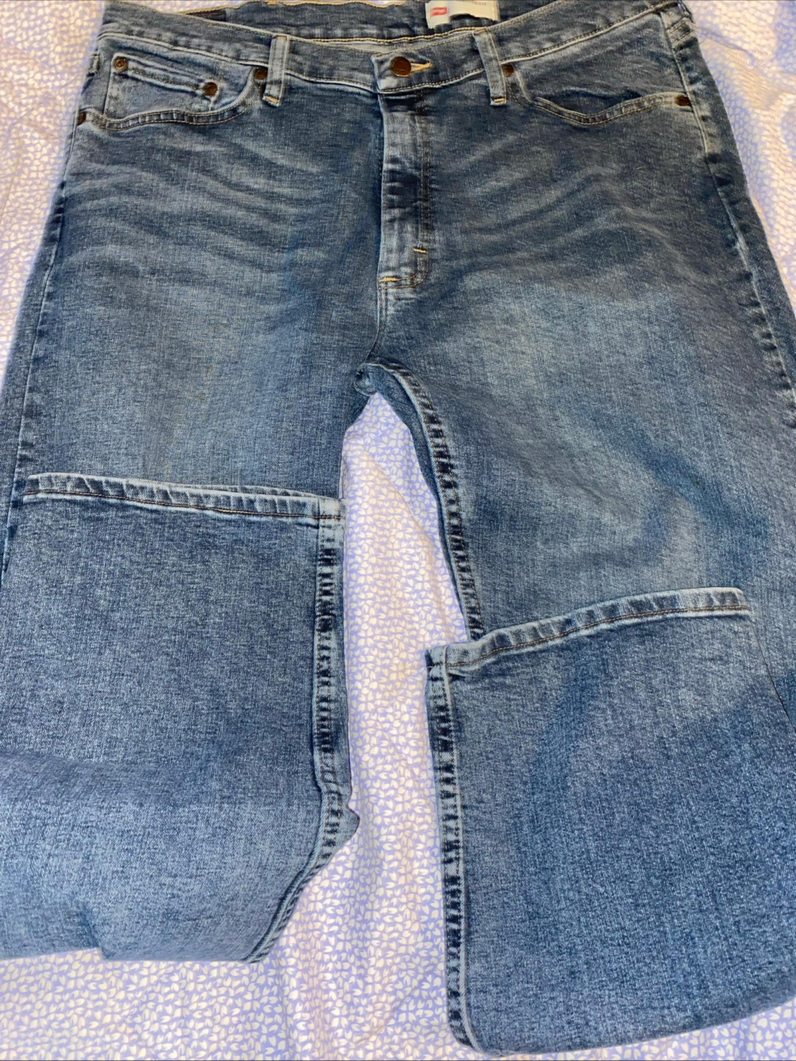 Jeans wrangler relaxed fit  36x30 denim