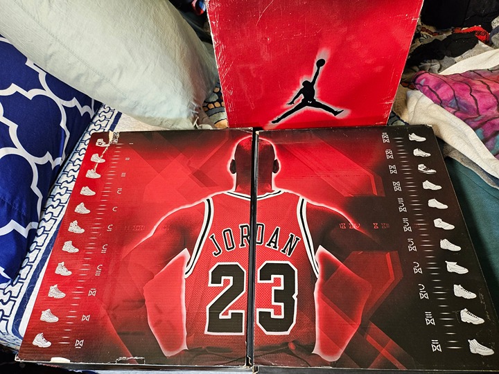 Michael Jordan countdown pack 8 and 15