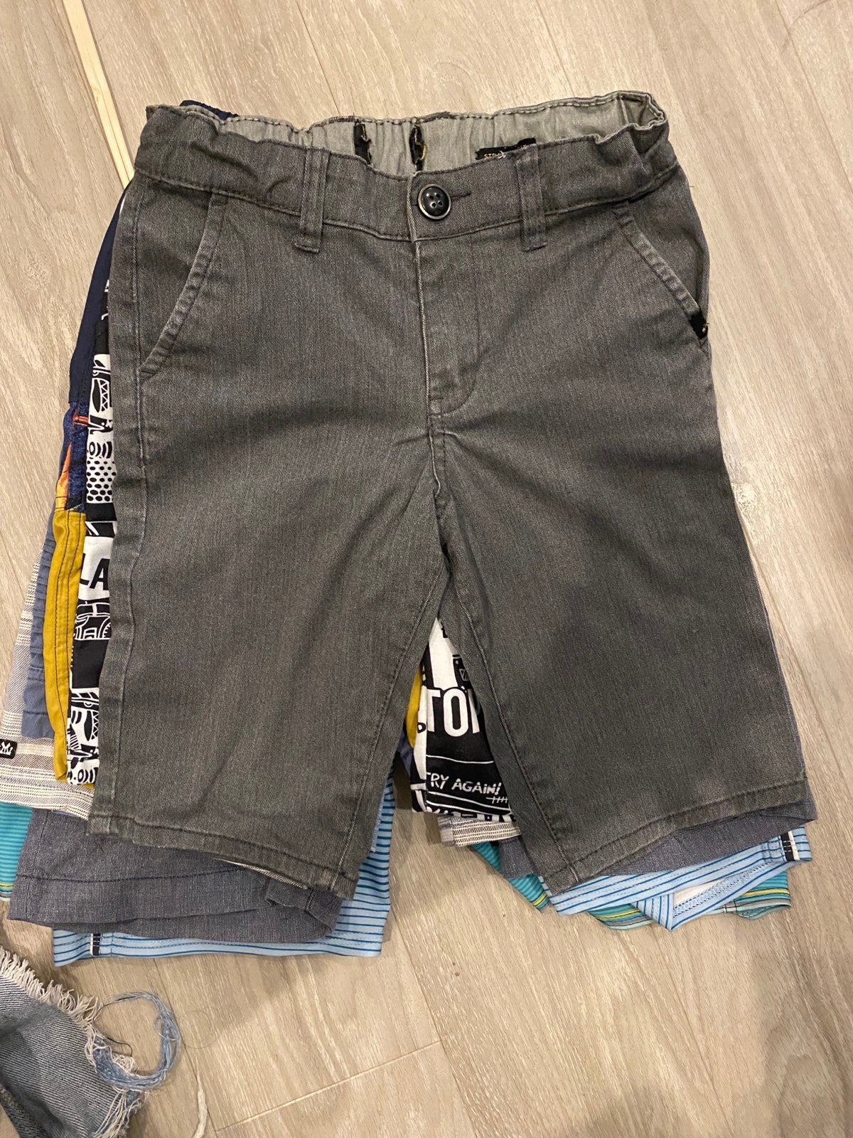 Bundle of shorts (size 7s)