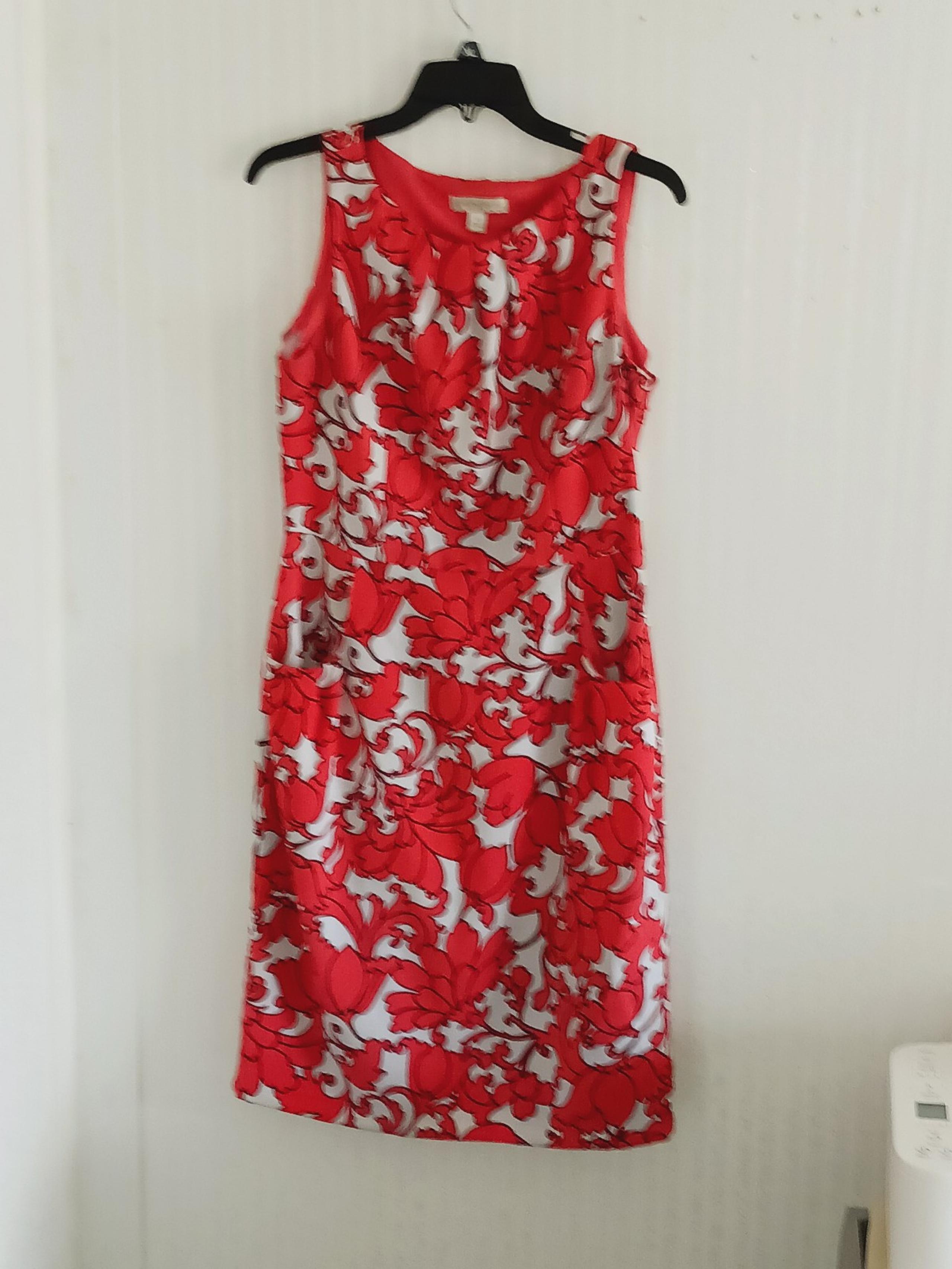 London Times women Pink & white floral pullover dress has front pockets  sz 10