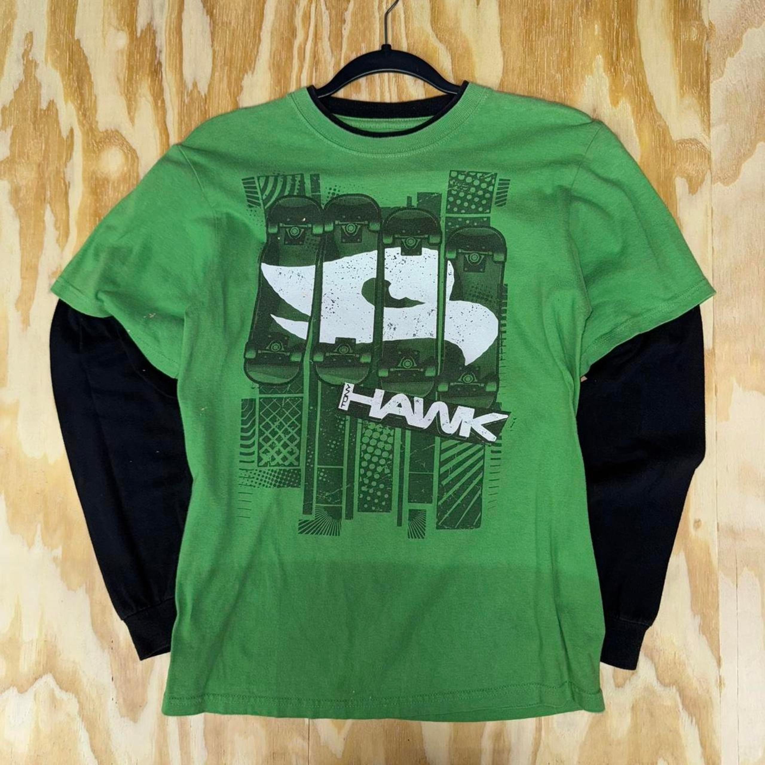 Vintage y2k tony hawk skateboard style double layered tshirt
