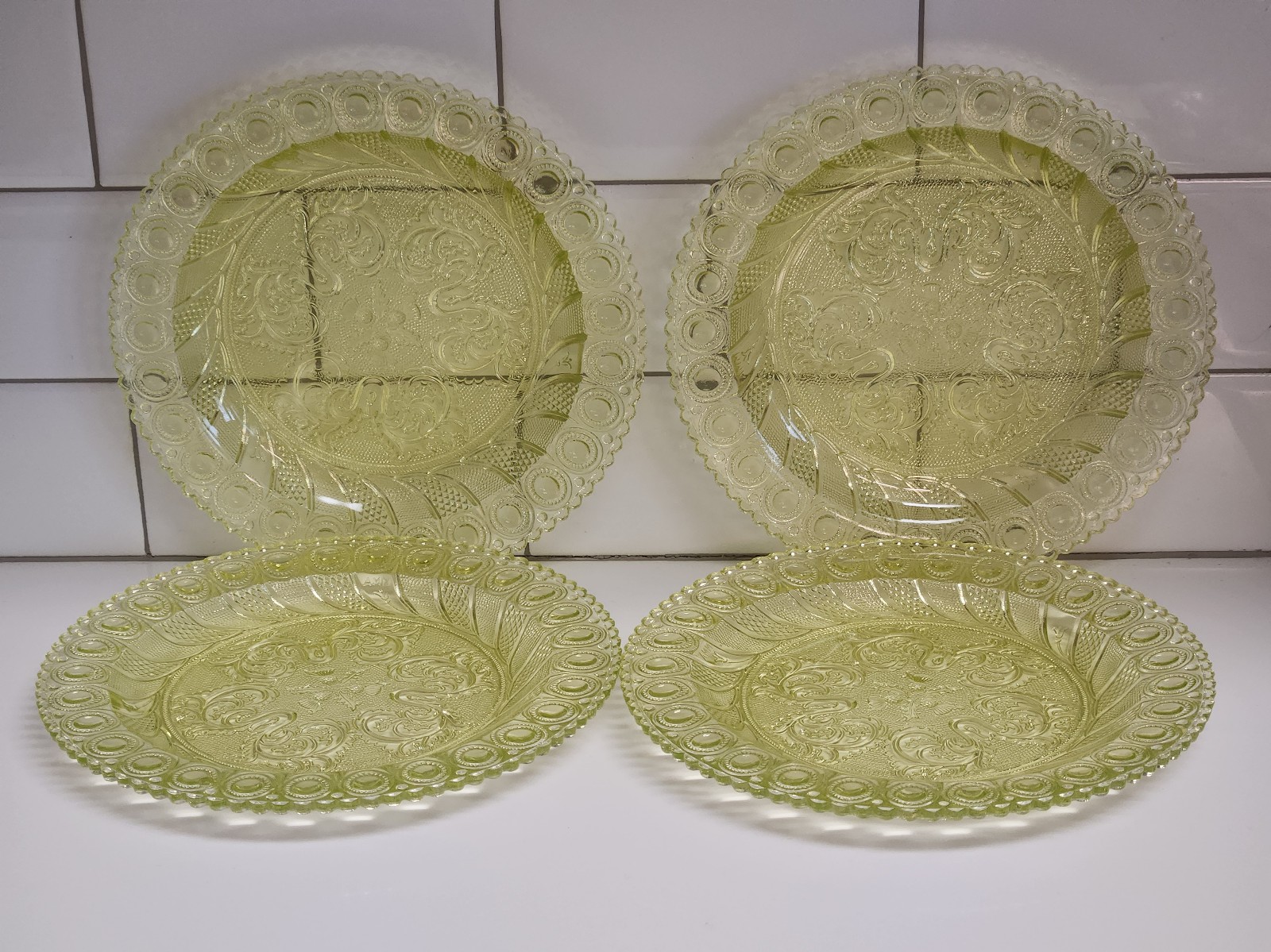 Metropolitan Museum of Art EAPG Repro Vaseline Glass Set of 4 Plates