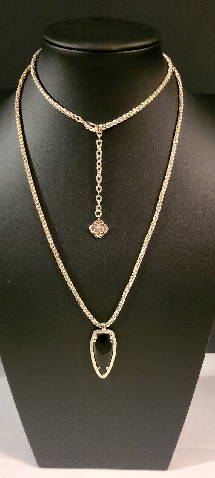 Kendra Scott Signed Shaylee Reversible Black/Iridescent Arrowhead Necklace