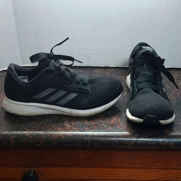 Adidas EAGLE LUX Sneakers...Size 8.5