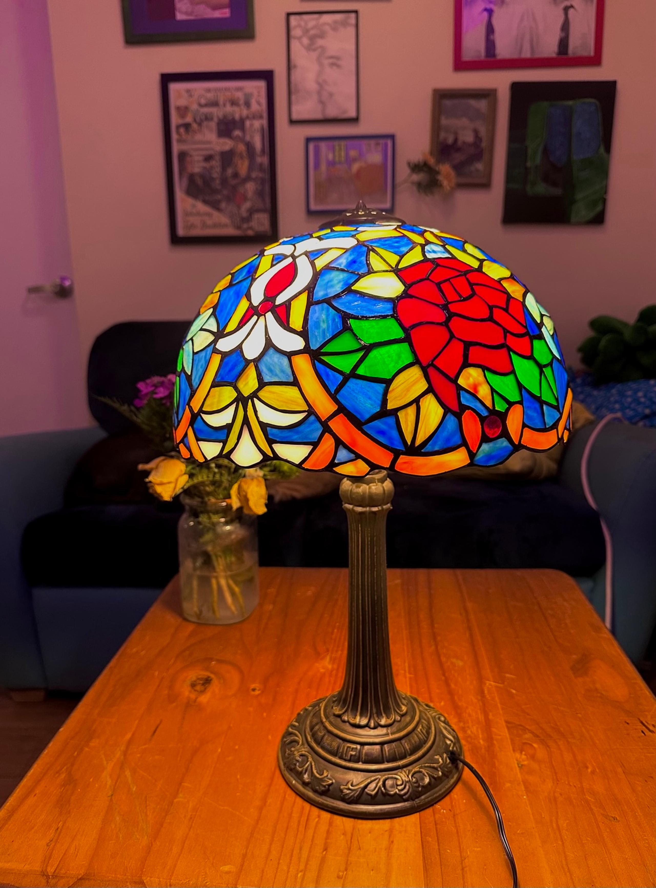 Tiffany-Style Domed Stained Glass Rose Lamp – 14” Tall, Brand New