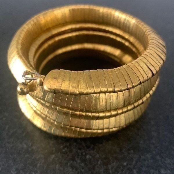 Chico’s Stretch Coil Slinky Snake Gas Pipe Turbogas Gold Wrap Around Bracelet