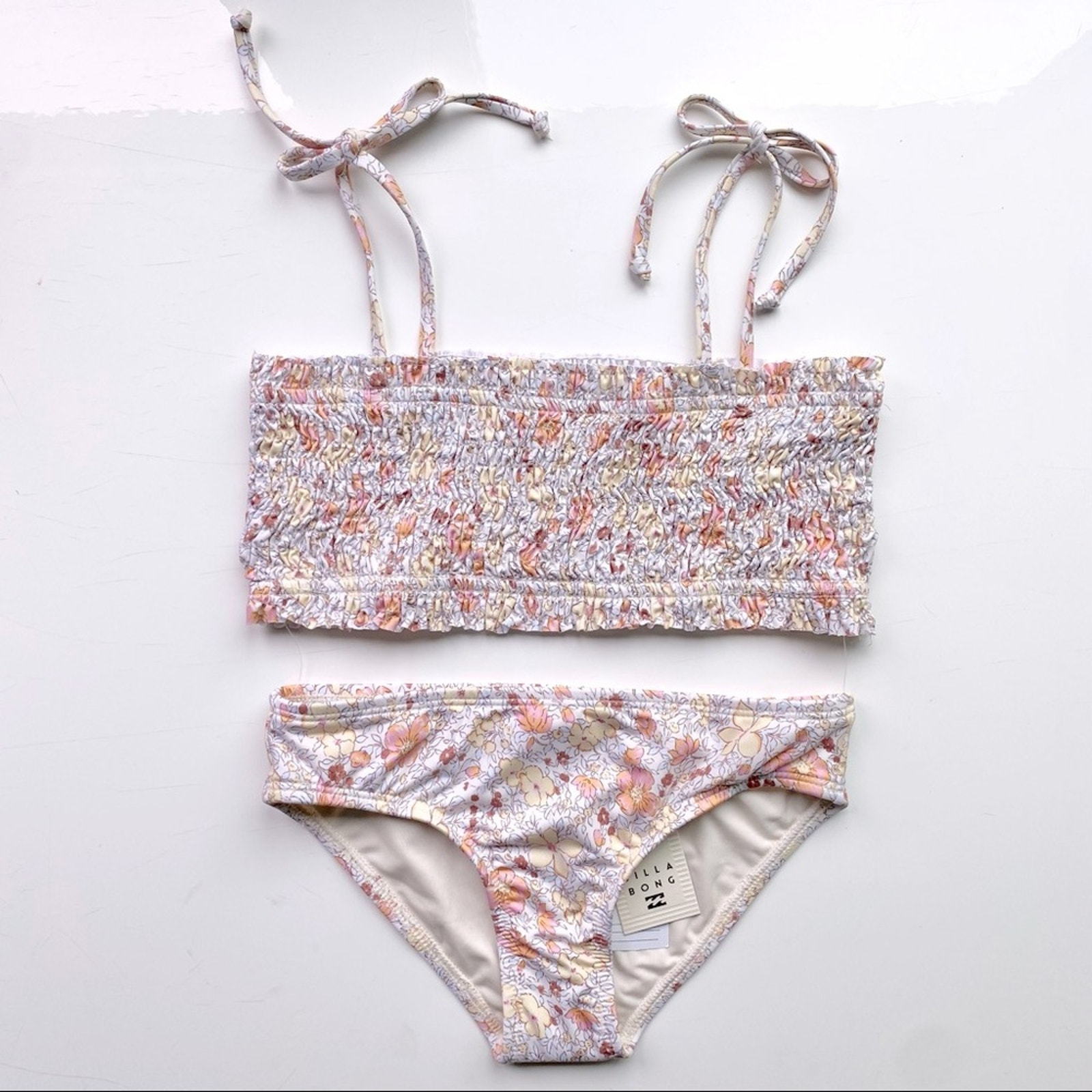 NEW Billabong Girl’s 2 piece swim set in beige/pink -Size 10