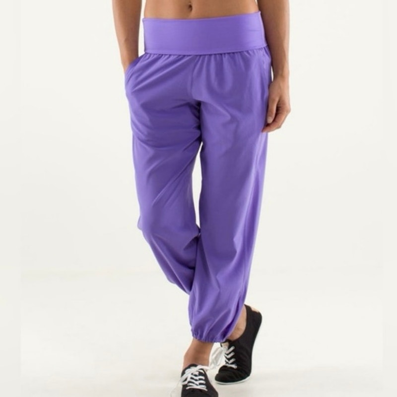 LULULEMON OM PANTS POWER PURPLE SIZE 6