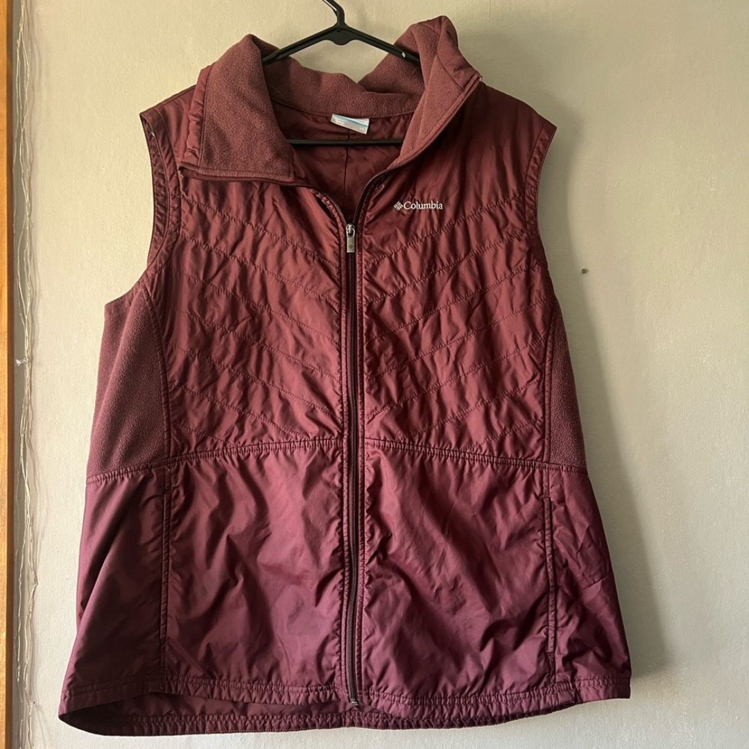 Columbia Maroon Lightweight Vest Size 1X