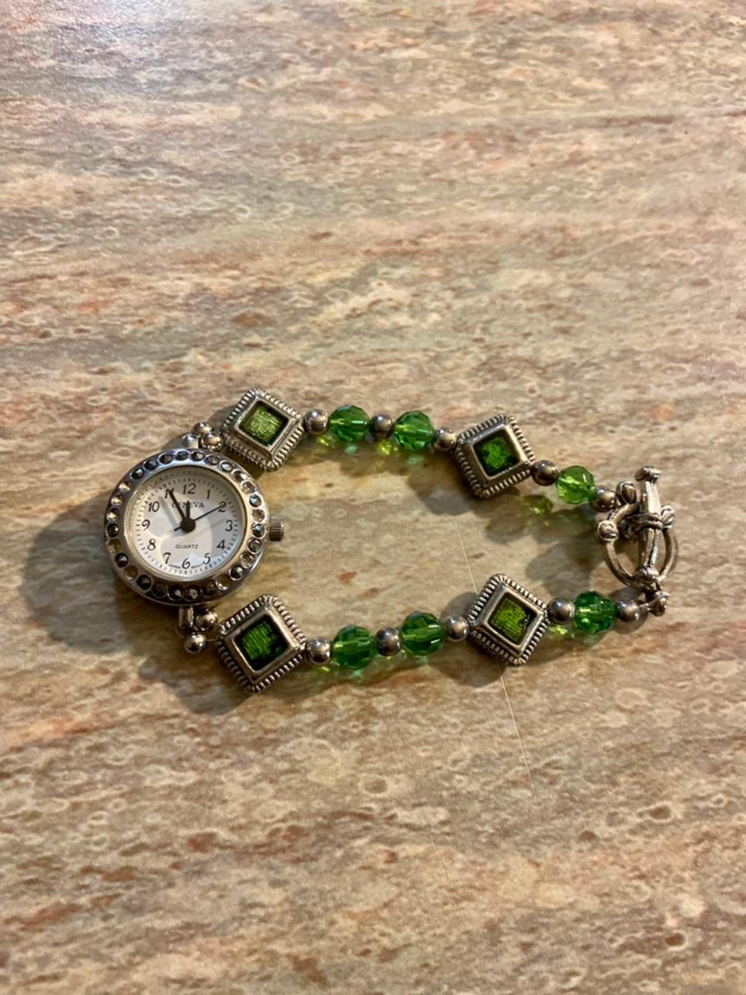 Gorgeous Geneva watch Bracelet