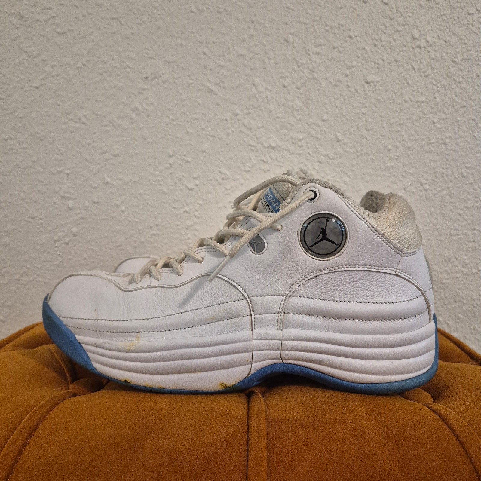 Jordan Jumpman Team 1 UNC Sneakers