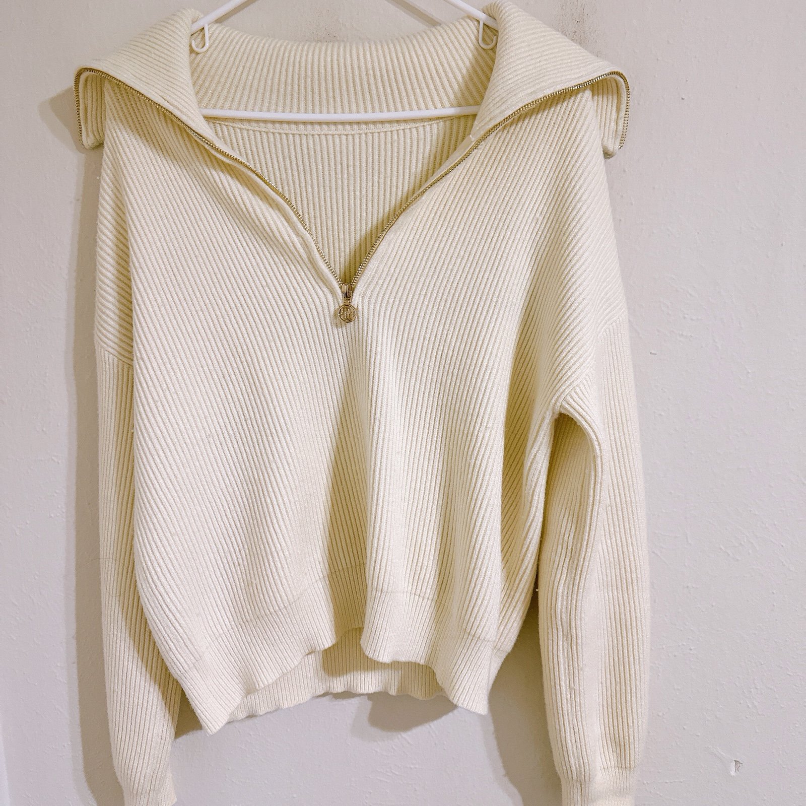 Half Zip up sweater