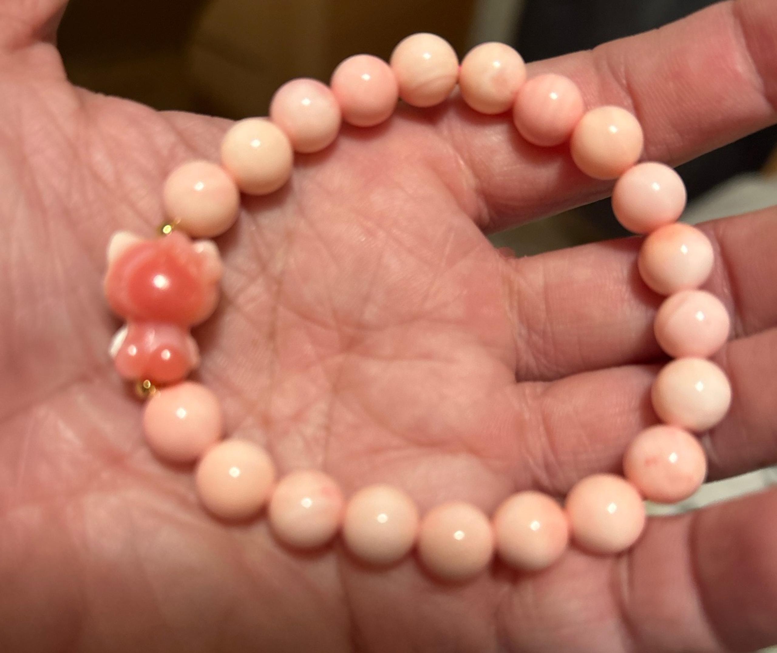 Pink Shell Bracelet with Hello kitty charm