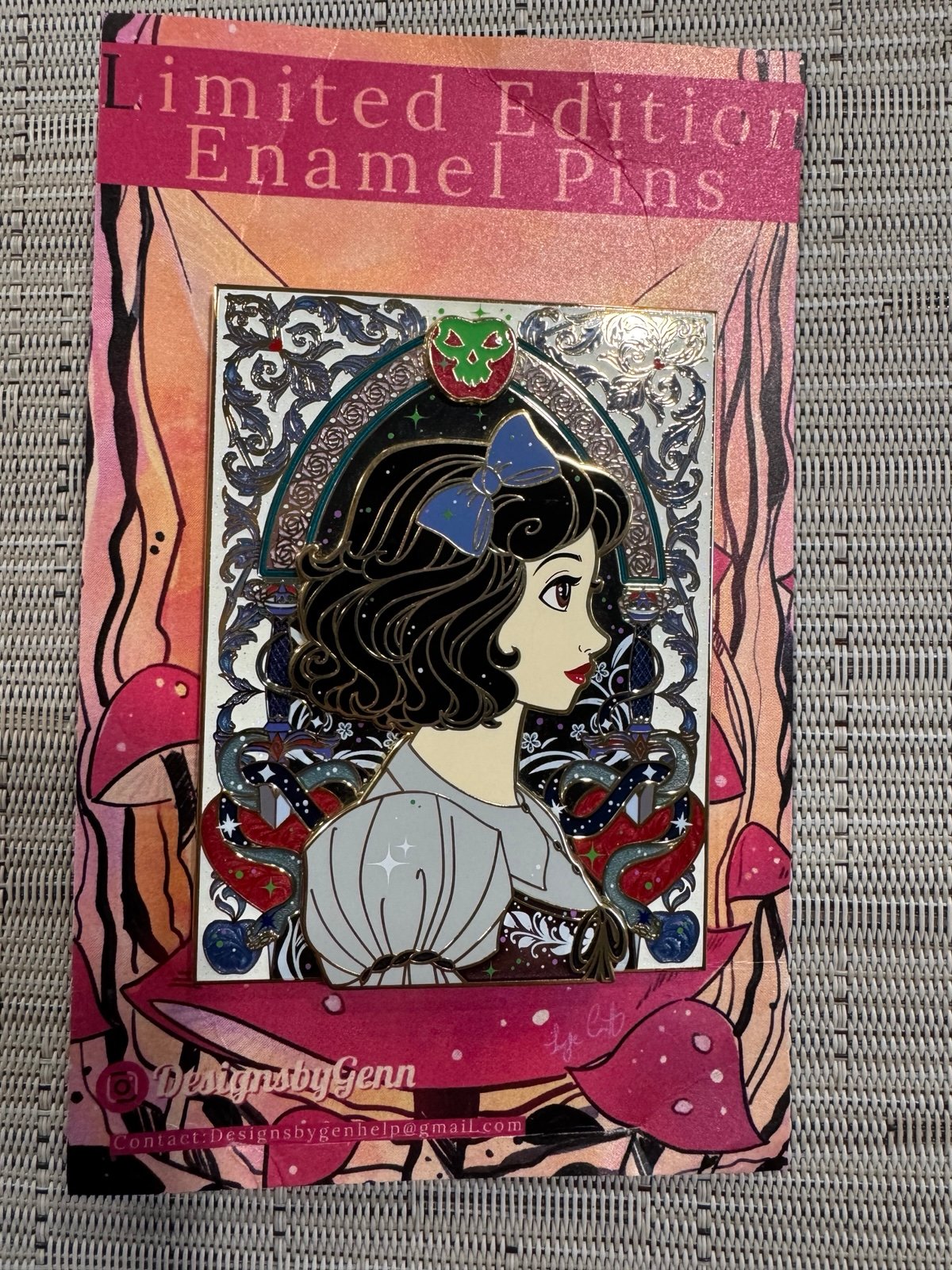 DesignsbyGenn-DBG- Snow White Pin