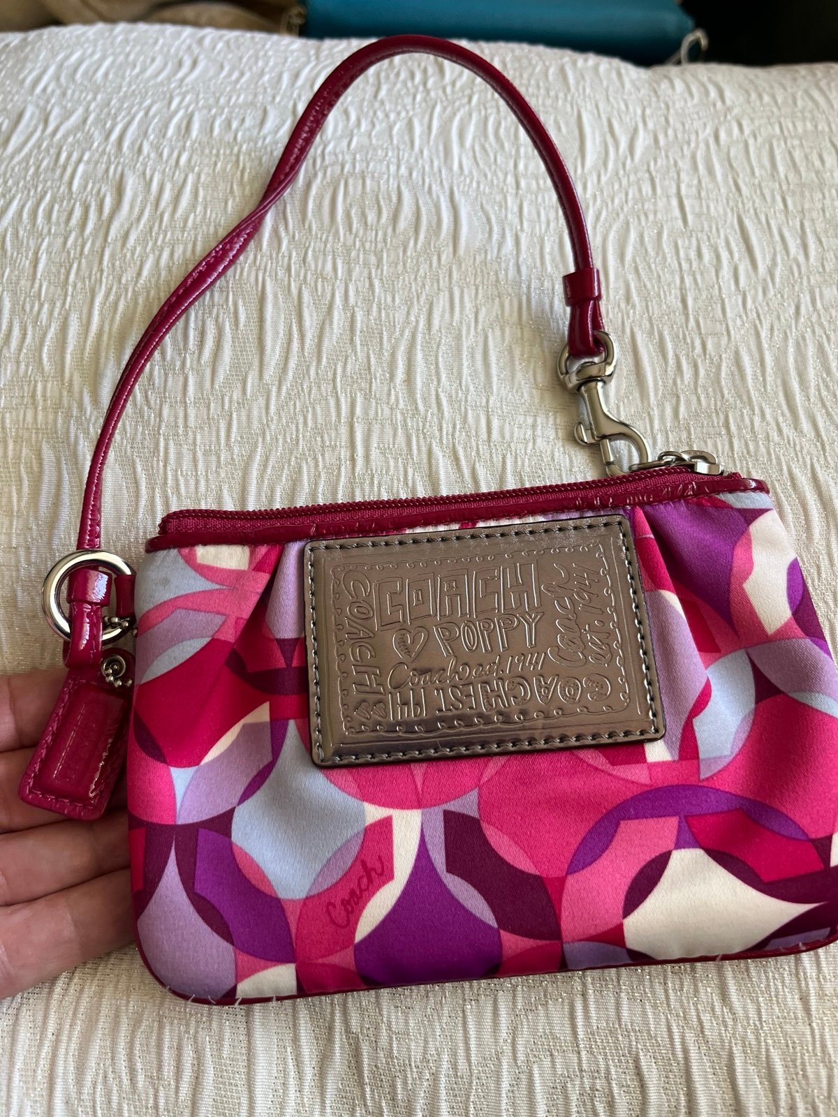 Ladies coach mini wristlet poppy edition 4 x 6