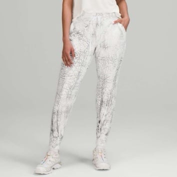 Lululemon Warm Down Jogger *7/8 Length size 2