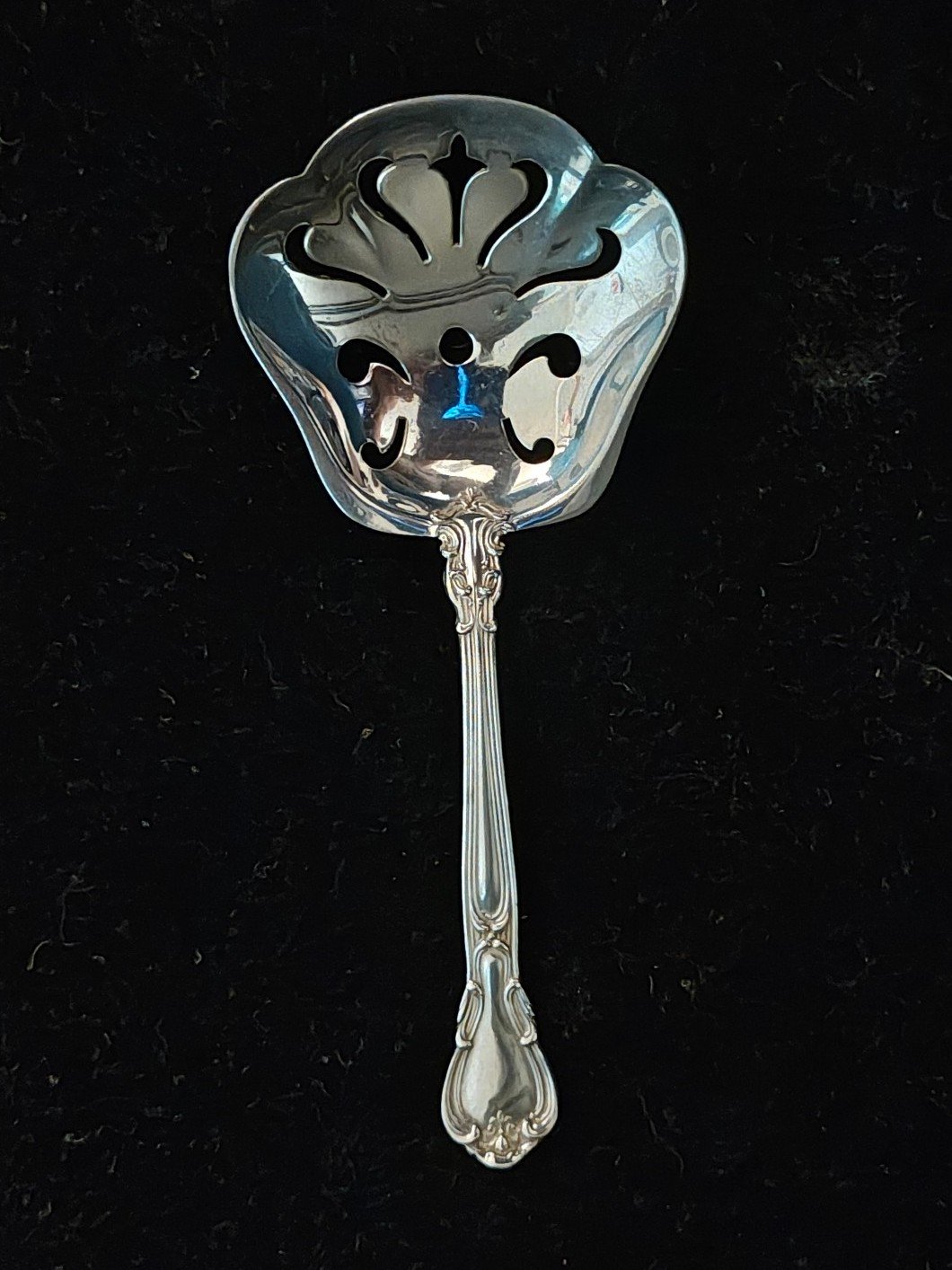 Antique Gorham Chantilly Sterling Silver Bon-Bon Serving Spoon