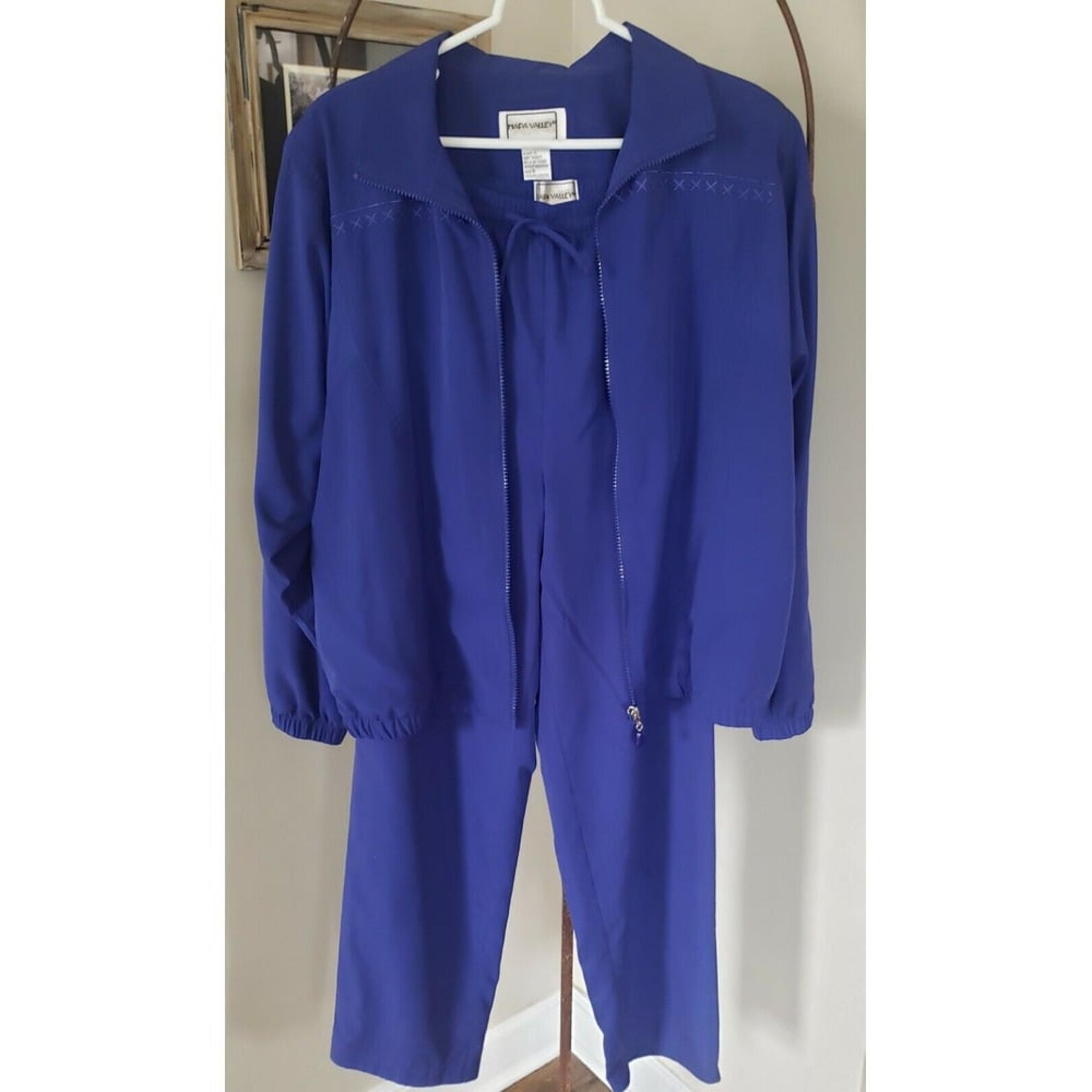 vtg track suit Sweats leisure windbreaker napa valley workout  sm Women's