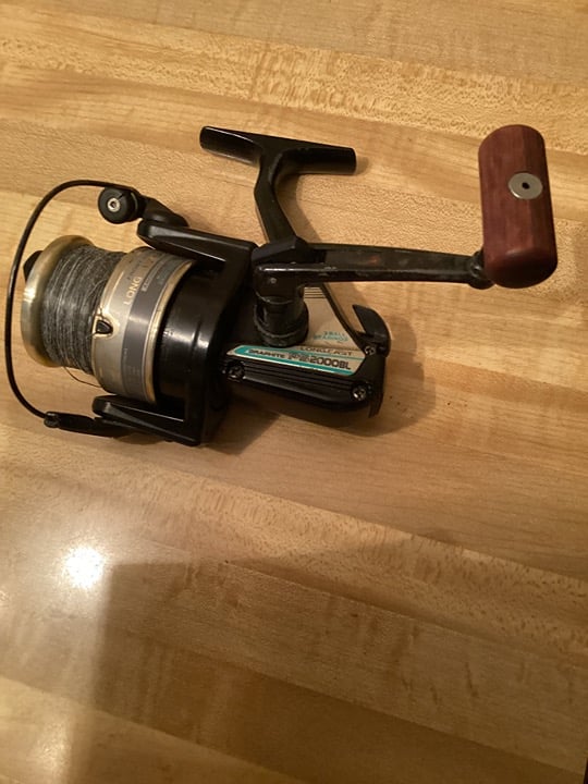 Daiwa Longcast PS2000BL Graphite Reel
