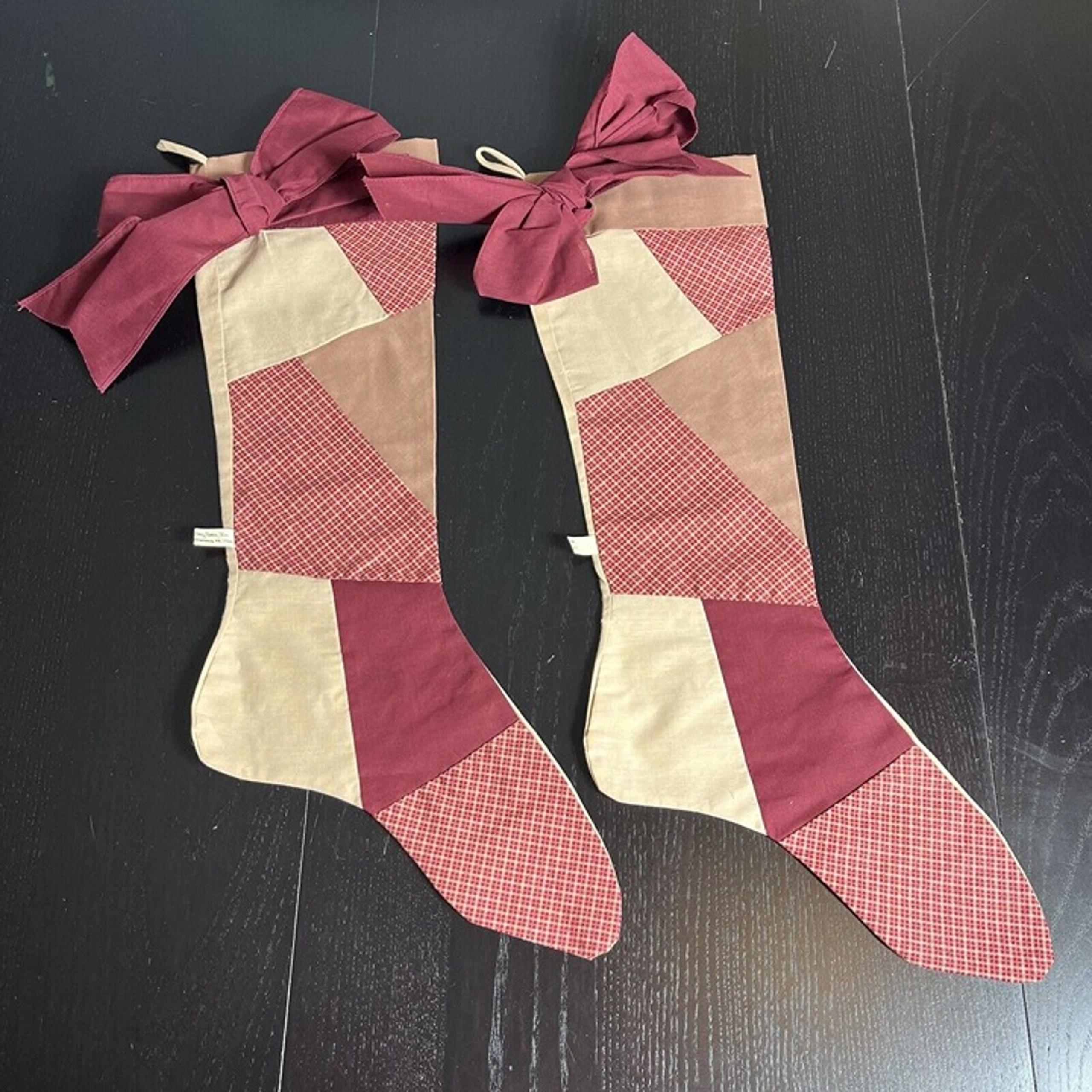 Vintage 80s Maroon/Beige Lightweight Patchwork Christmas Stockings Overly-Raker