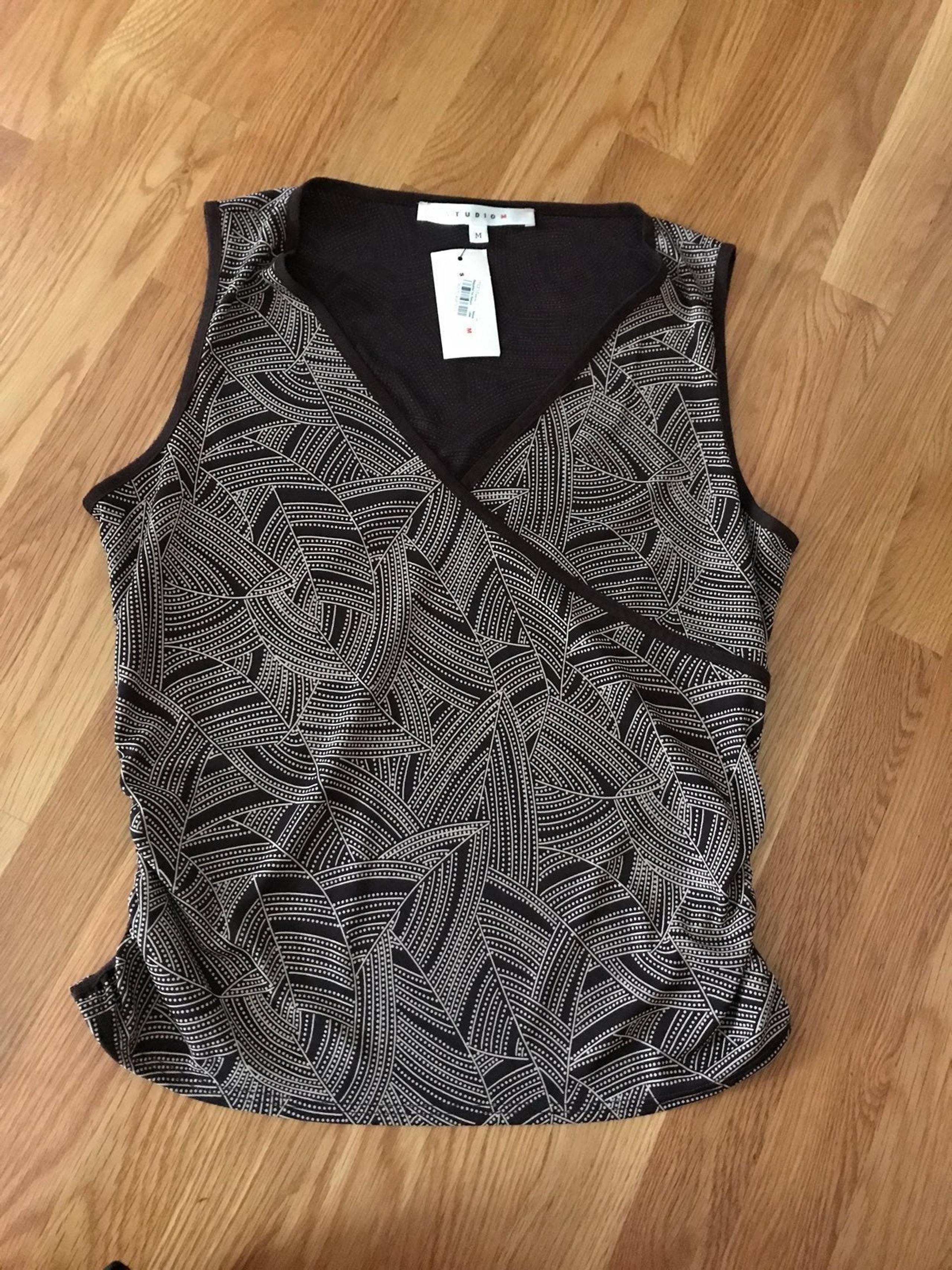 Women’s Studio M Sleeveless Top - NWT