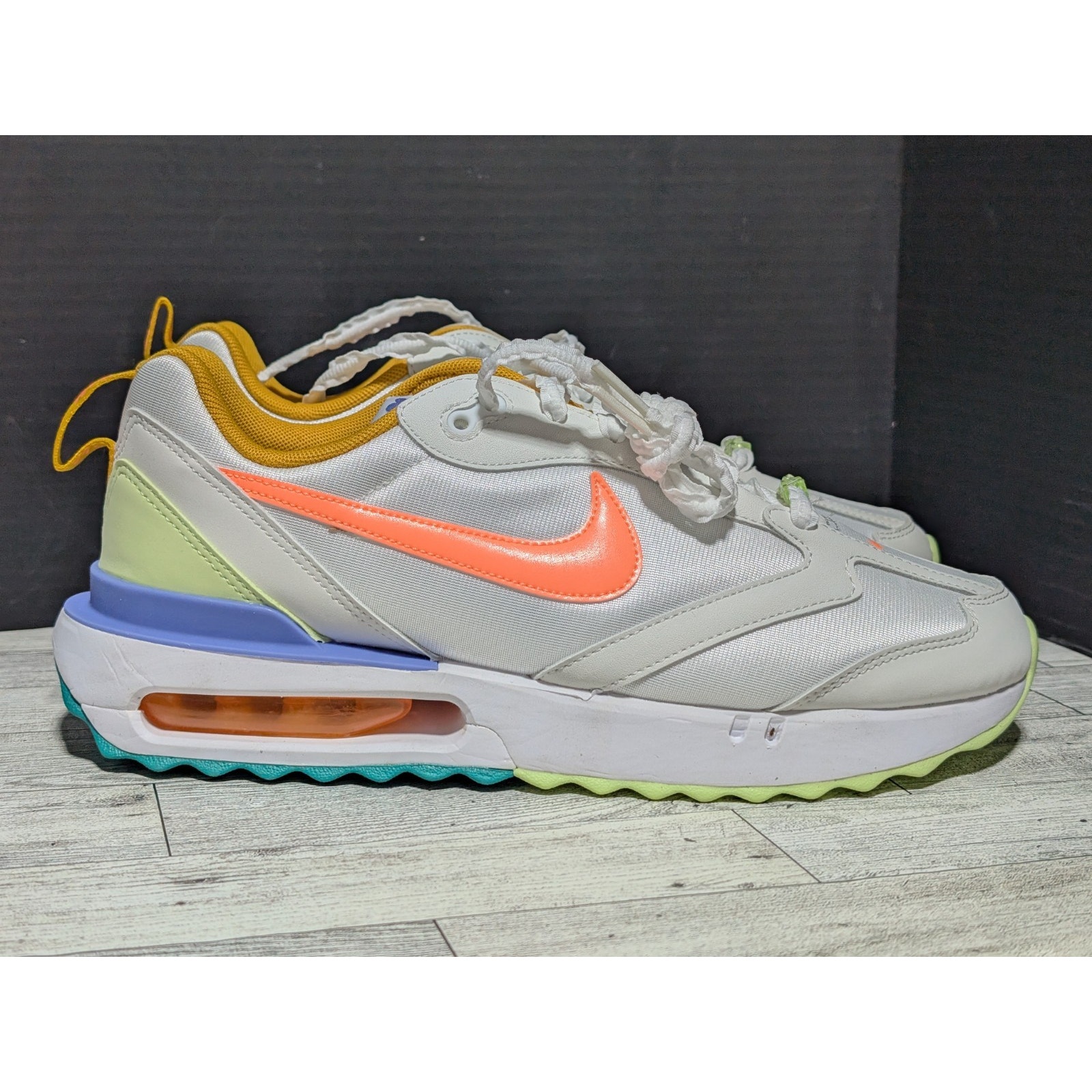 Nike Air Max Dawn Women's Size 9.5 White Multi DX3717100 With Box