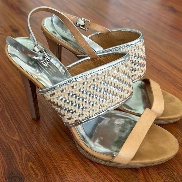 Coach silver and beige platform heels size 9 basket weave