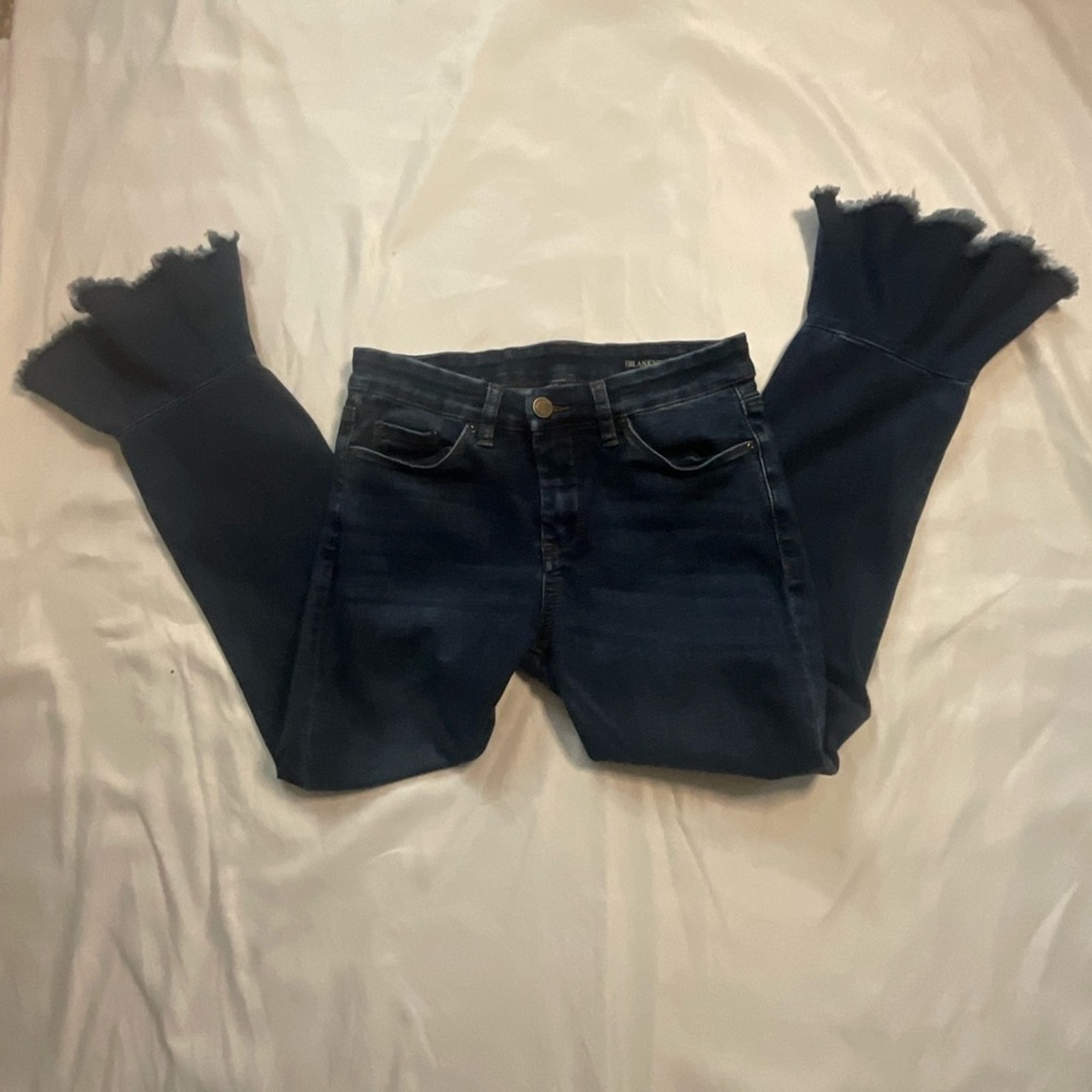 Blank NYC Fancy That Raw Hem Ruffle Crop Ankle Size 27