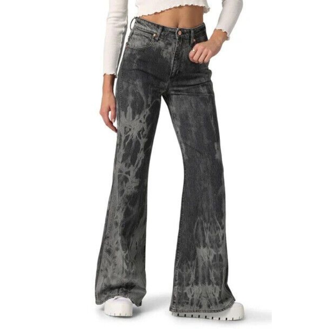 Wrangler Wanderer 622 Laser Acid Wash High Rise Flare 29x32 Black