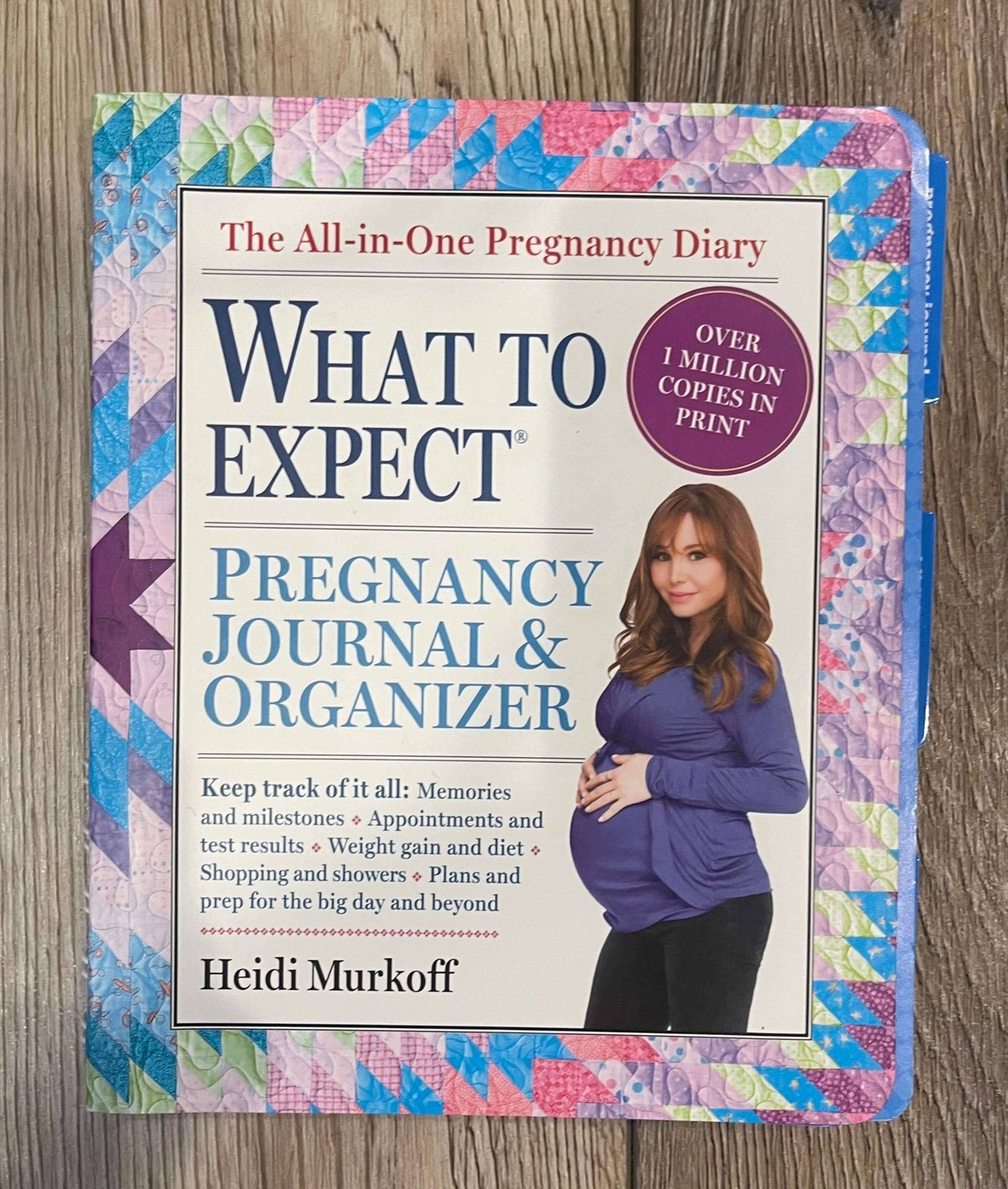 BRAND NEW Pregnancy diary/planner: What To Expect - Workman Publishing