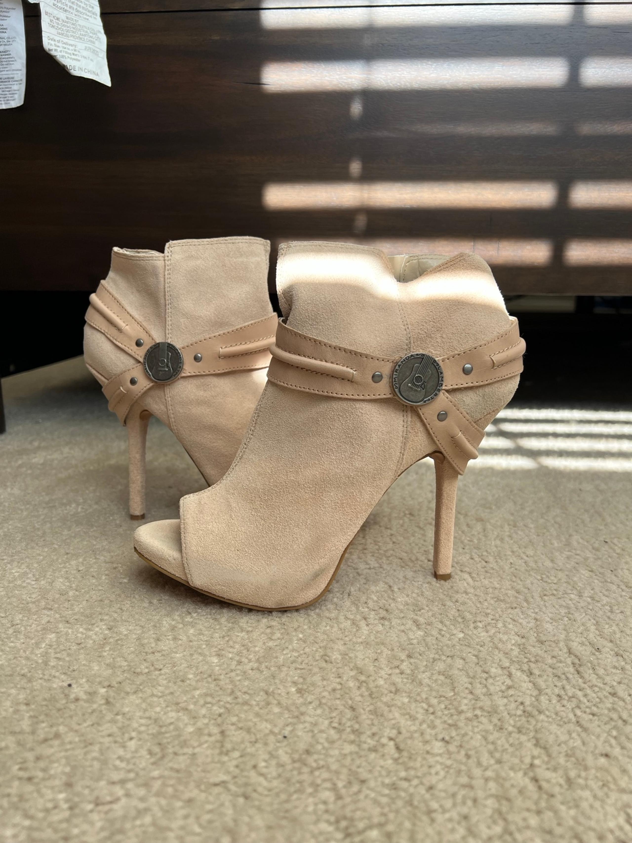 Miranda Lambert Suede High Heels