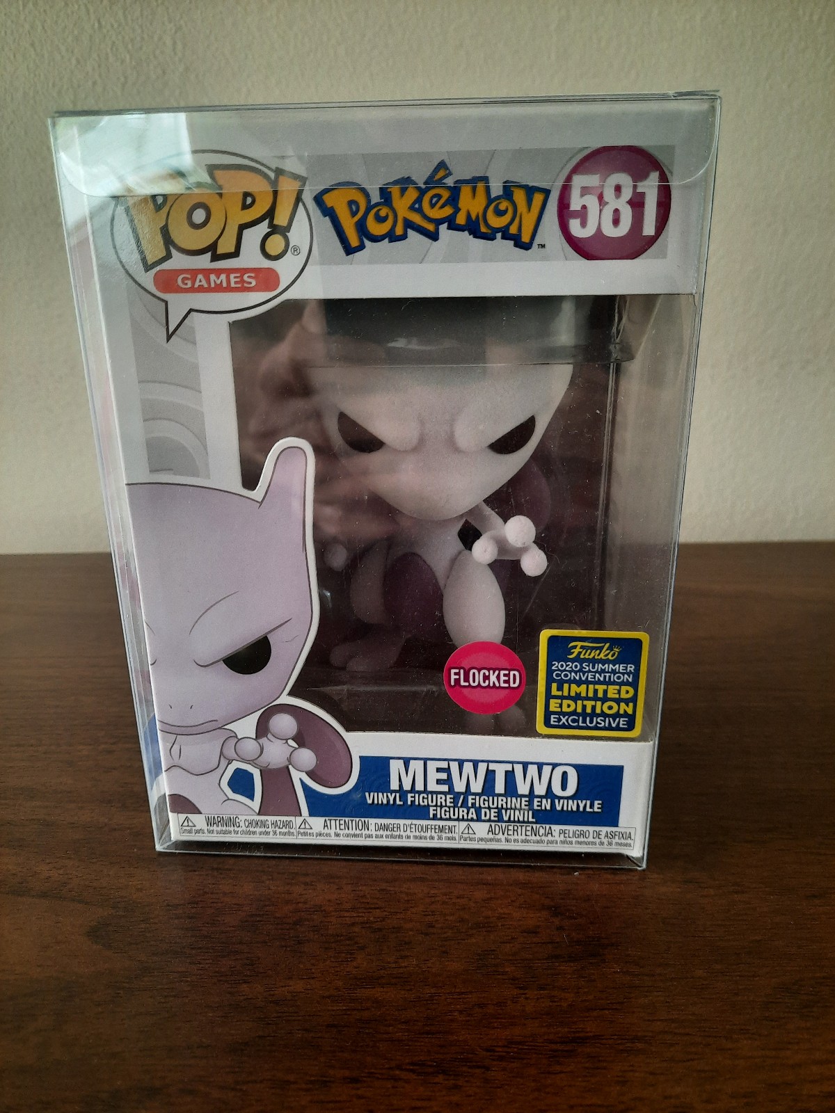 Funko Pop Mewtwo (Flocked) SDCC Pokemon