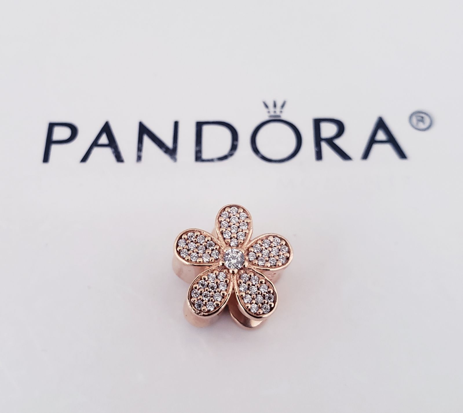 Authentic Pandora Rose Dazzling Daisy