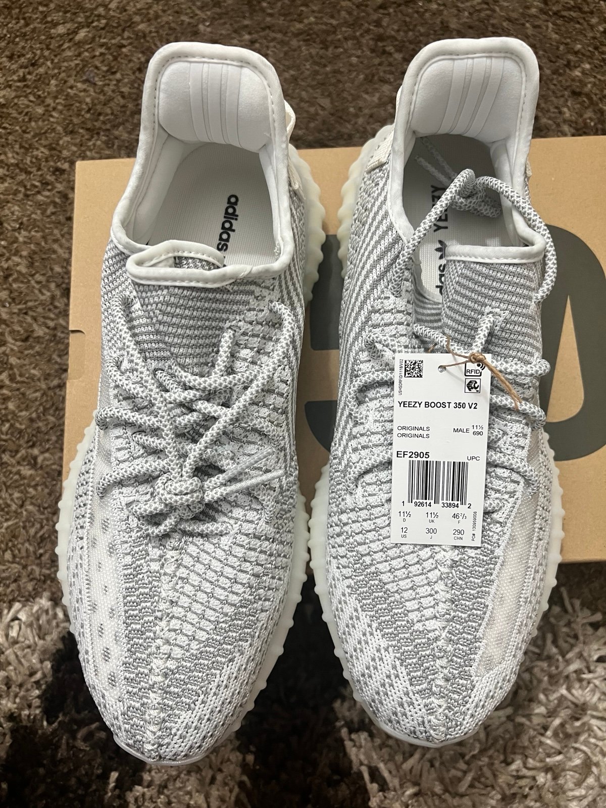 Yeezy 350 V2- Static!
