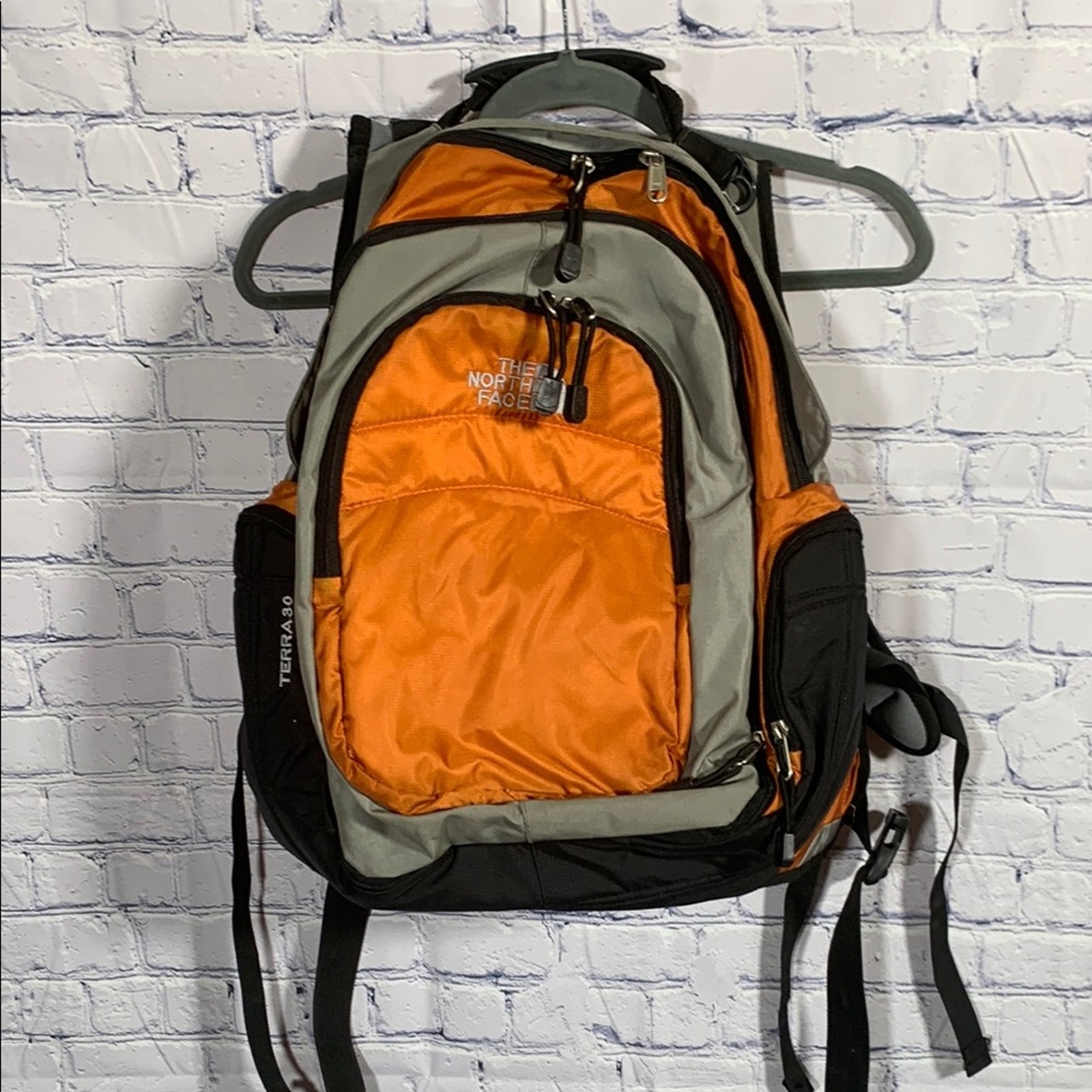 The North Face Terra 30 Backpack Orange Gray Black Hiking Outdoor Camping