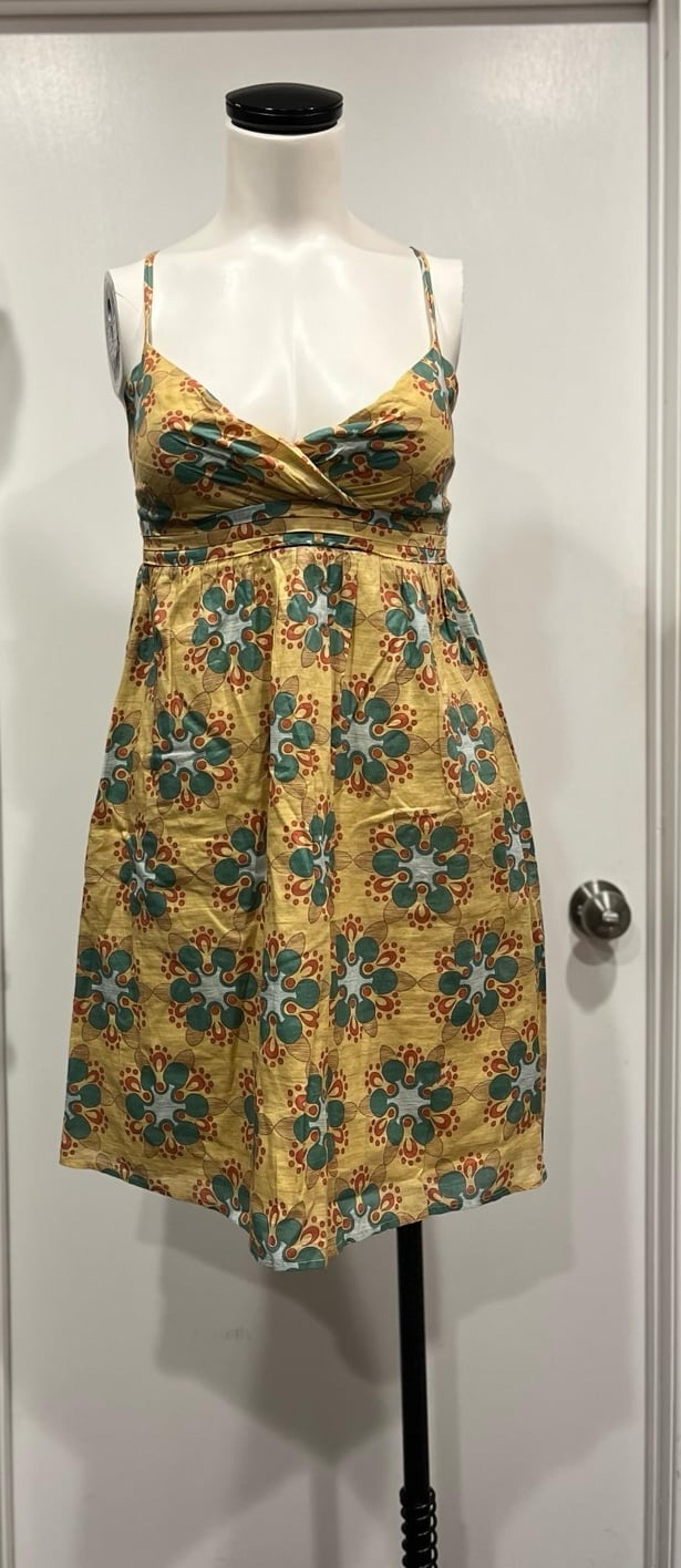 BCBG Yellow Floral Cotton Dress Size Medium NWOT!