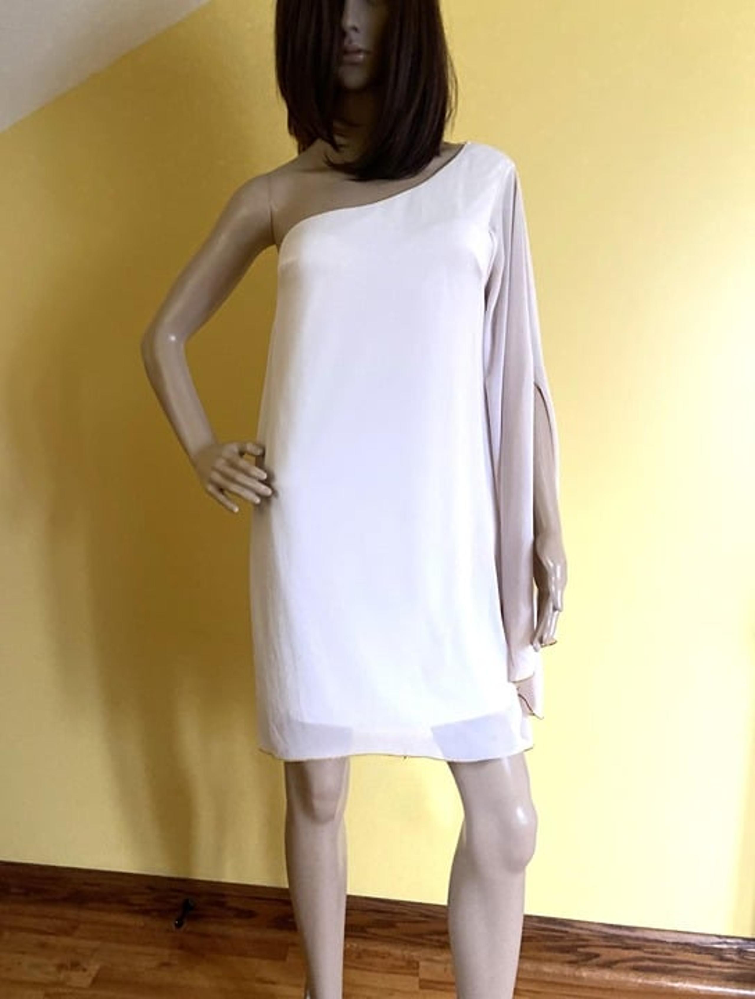 Love. Audrey 3+1 one shoulder one sleeve mini dress