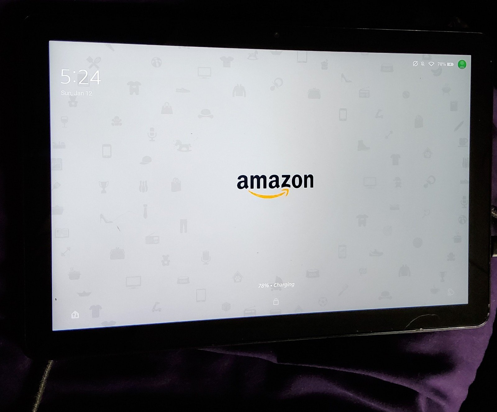 Amazon Fire HD 10, 11th Gen Model T76N2B 32GB Wi-Fi 10.1 expanded 512gb if need