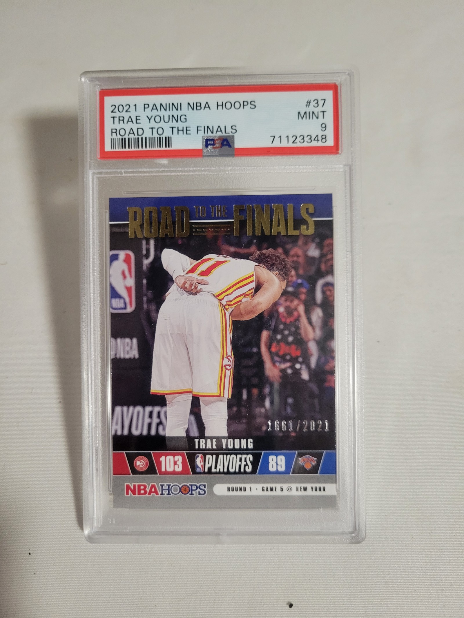 2021-22 Panini Hoops Trae Young Road to the Finals #37 0289/2021 Bow PSA 9