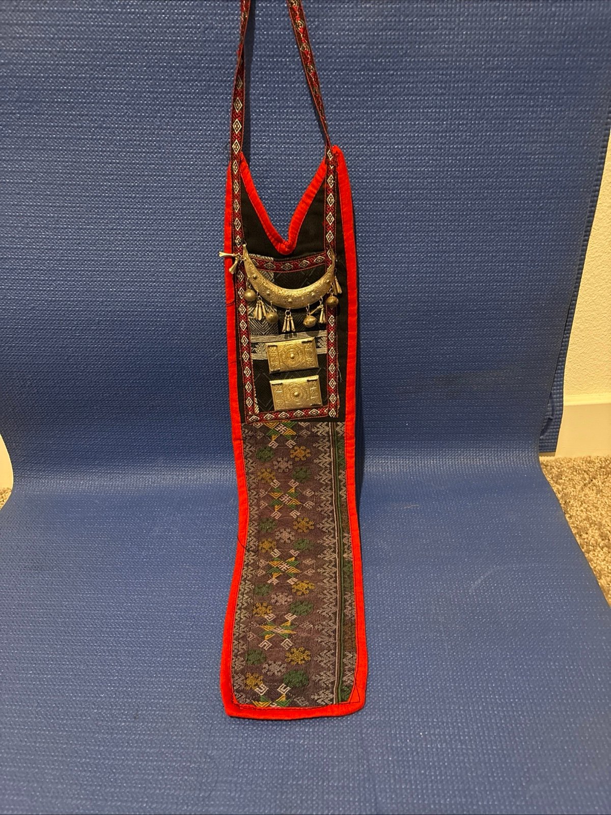 Hmong Neck Piece