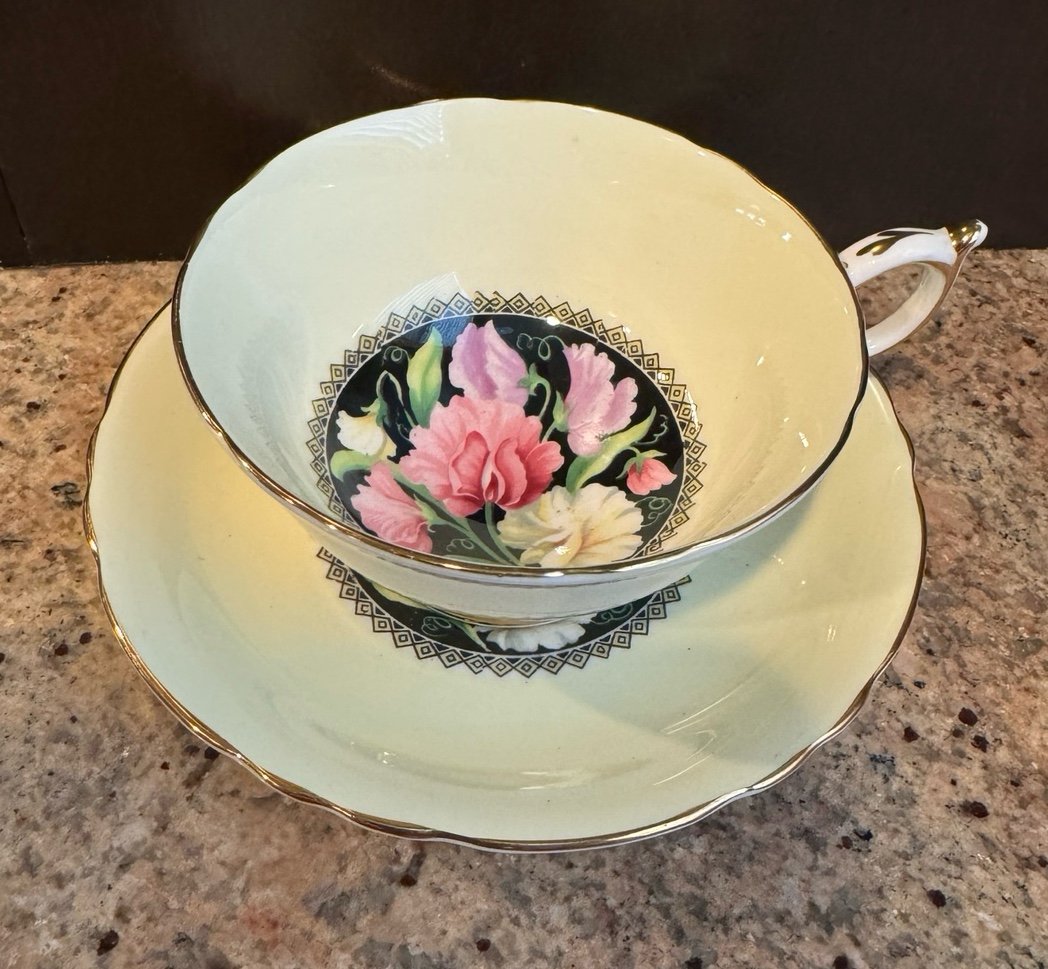 Vtg Paragon By Appointment Double Warrant Teacup And Saucer