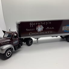 HERSHEY ANNIVERSARY #1 FIRST GEAR 1960