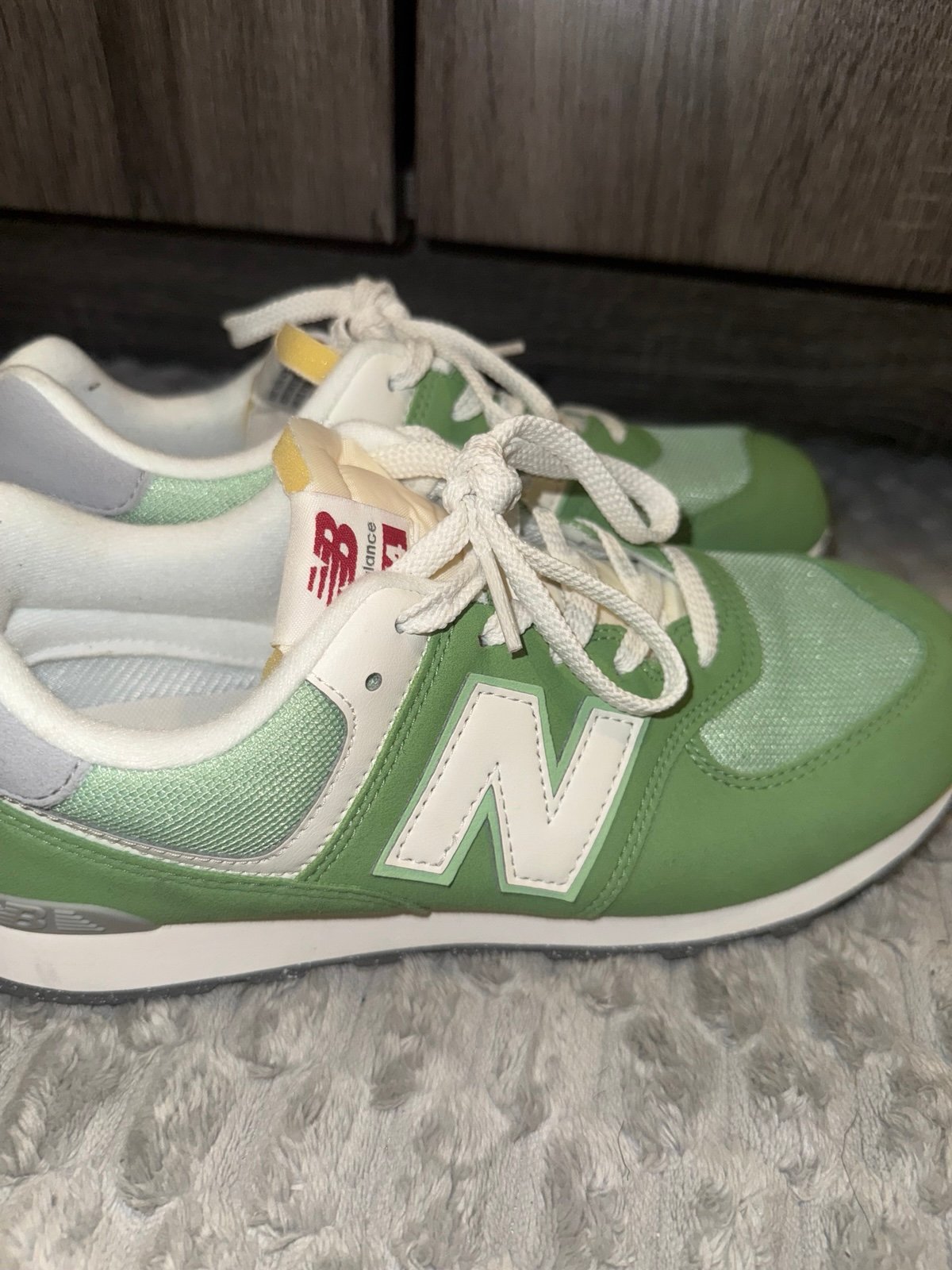 Kids 6.5 New Balance