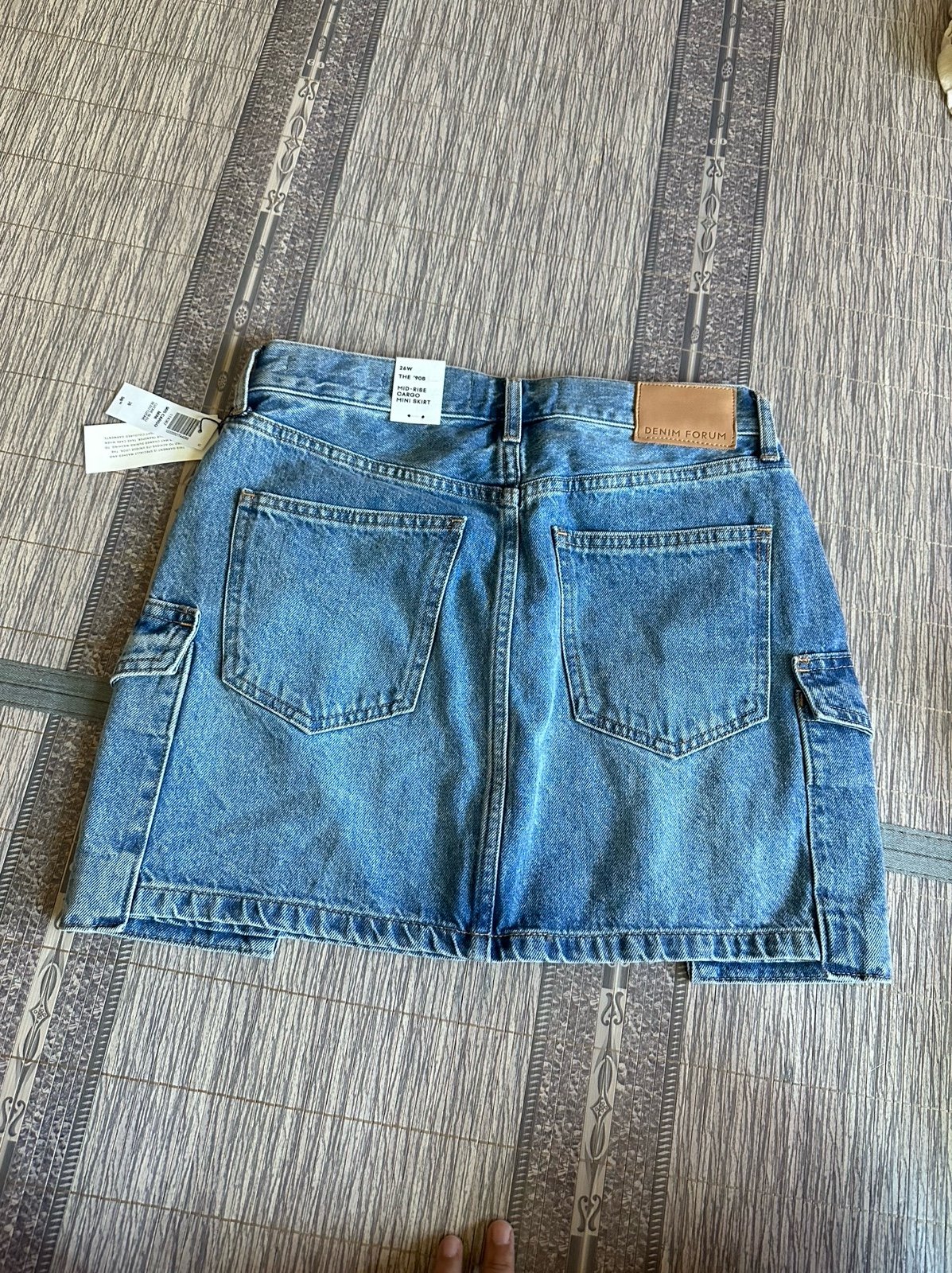 mid length denim skirts 90s