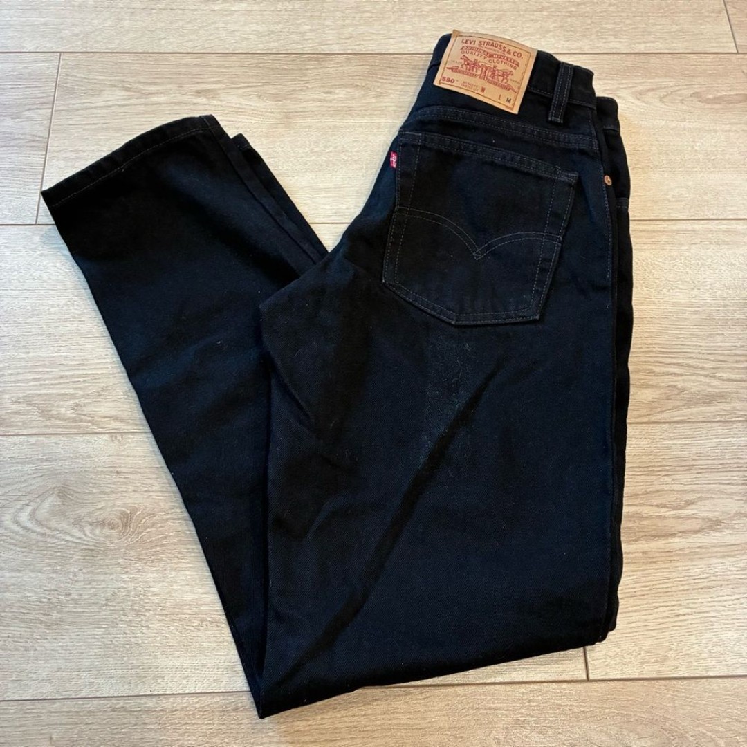 Vintage 90s Women’s Levi’s 550 Relaxed Fit Tapered Black Wash Jeans Size 28