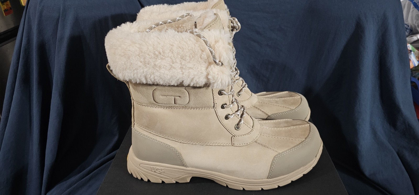 UGG Mens Butte Logo Boots Mustard Seed 1150010-MDSD Size 13 New With Box