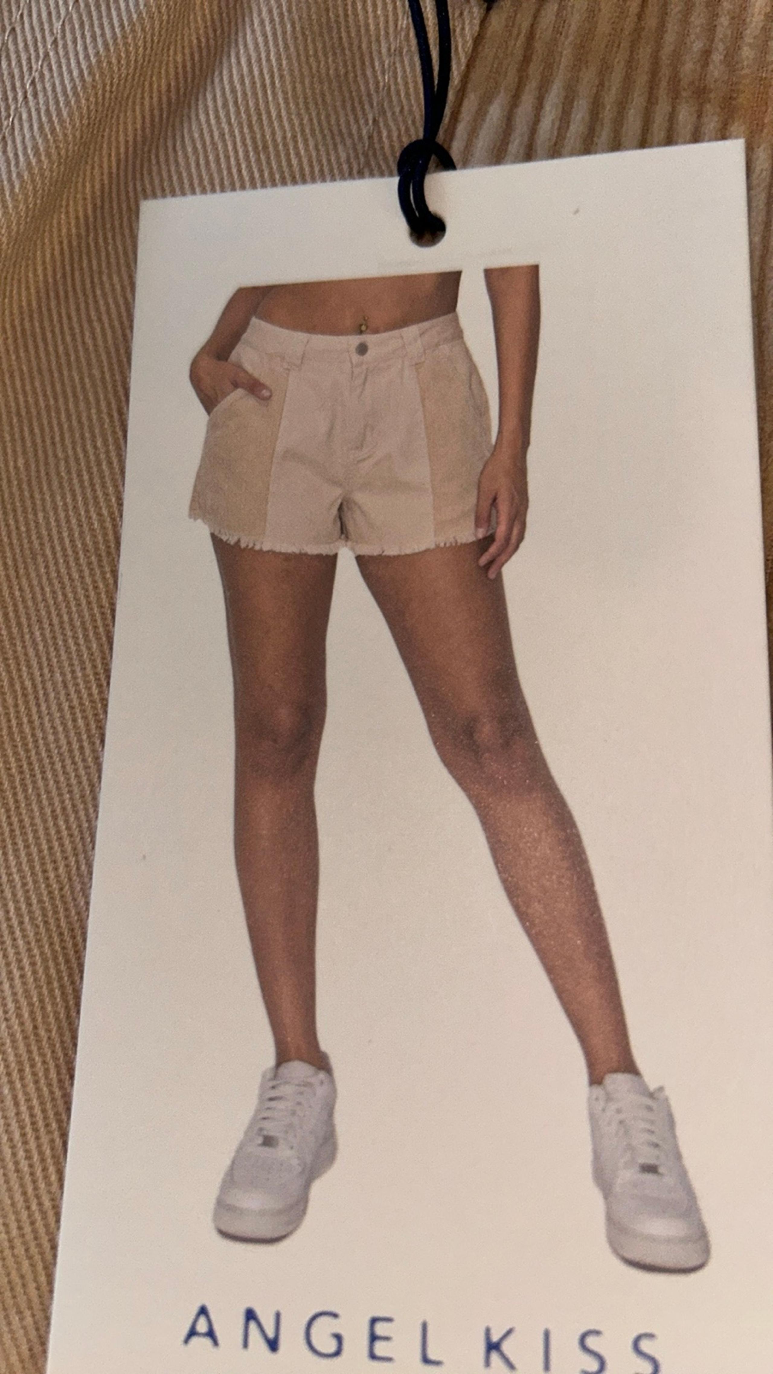 NWT Angel Kiss shorts size 7/28