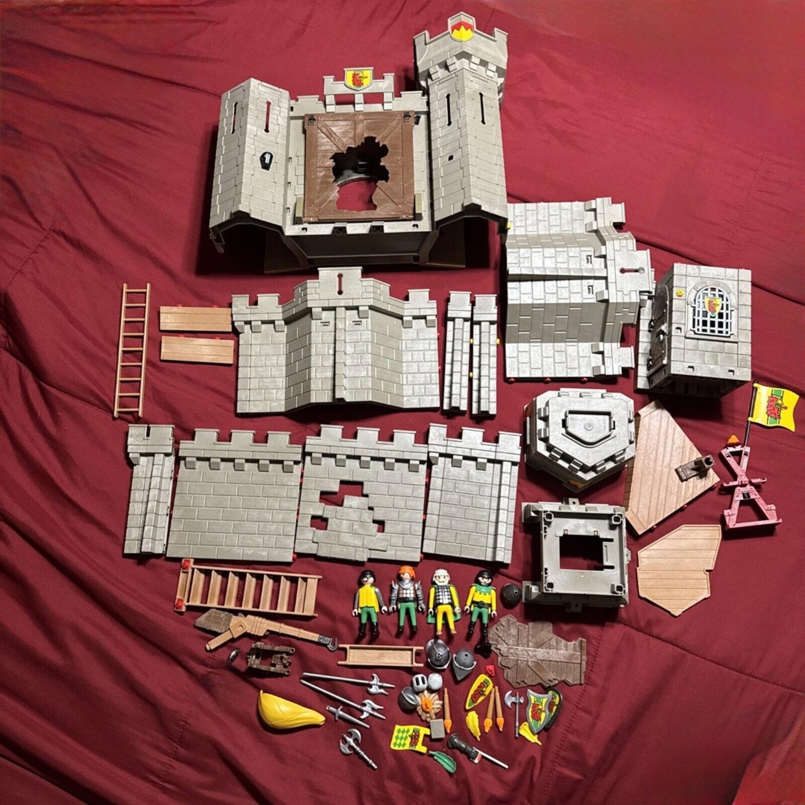 Playmobil 5783 Knights Eagle Castle Medieval Geobra with Figures As Is