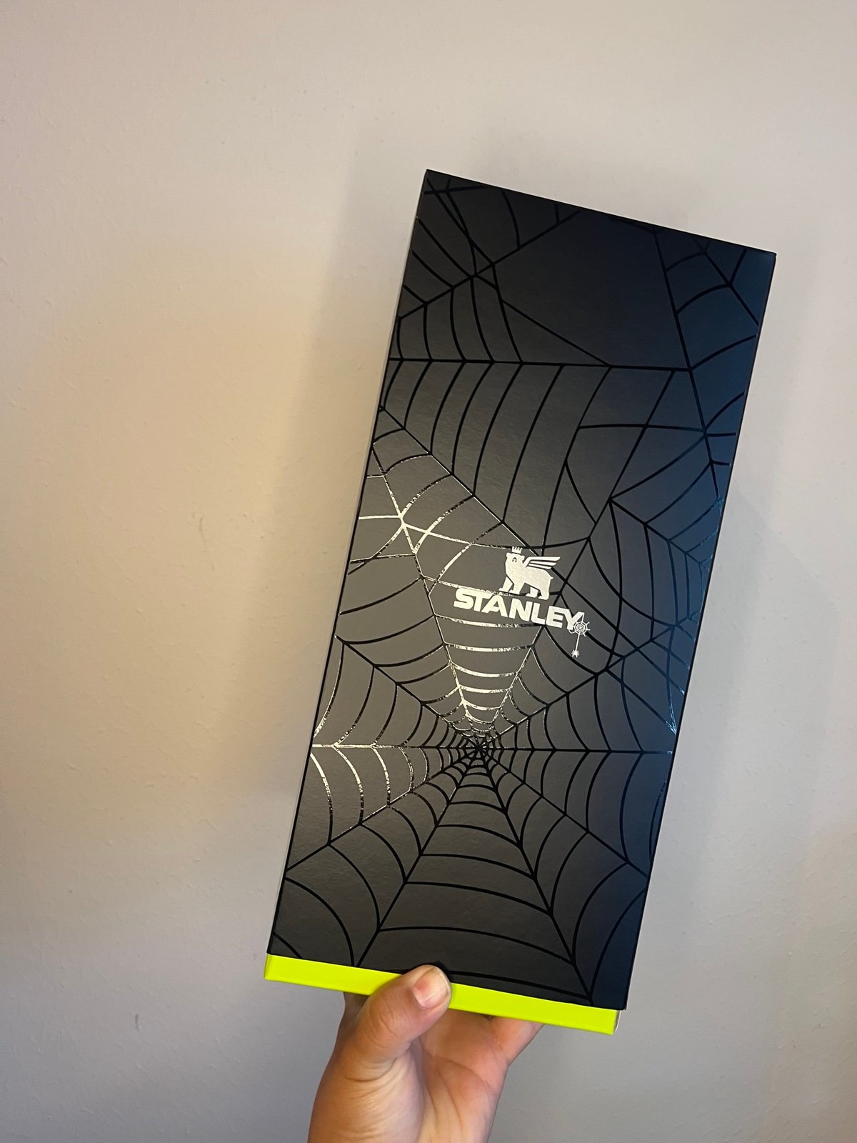 Stanley Glow Web limited edition